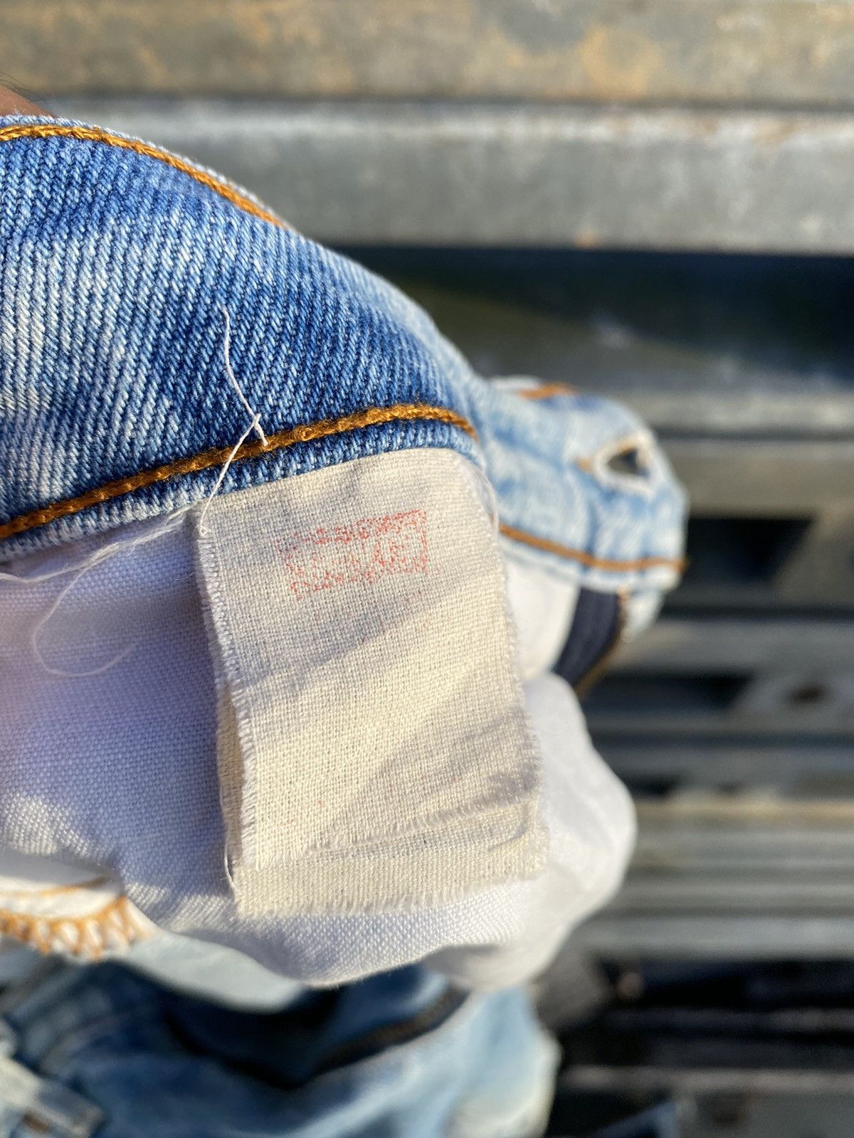 Levi's Vintage THRASHED LEVIS 501 Blue Distressed Denim Size US 30 / EU 46 - 8 Thumbnail