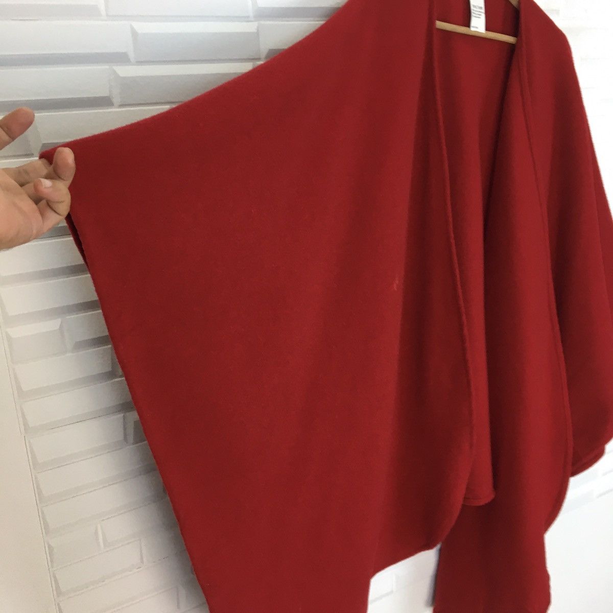 Other Unbrand Red Capes Free Size Size US L / EU 52-54 / 3 - 4 Thumbnail