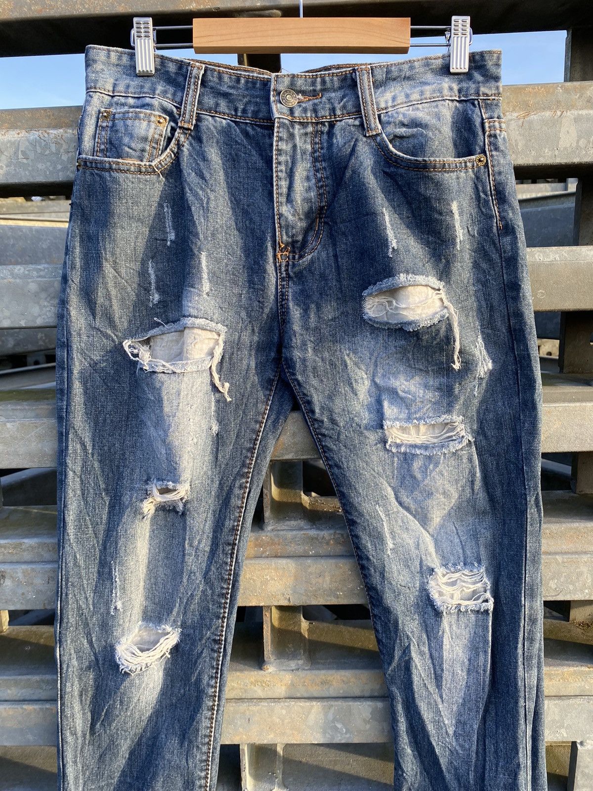 Dsquared2 Vintage Dsquared THRASHED Distressed Denim Jeans Size US 30 / EU 46 - 2 Thumbnail