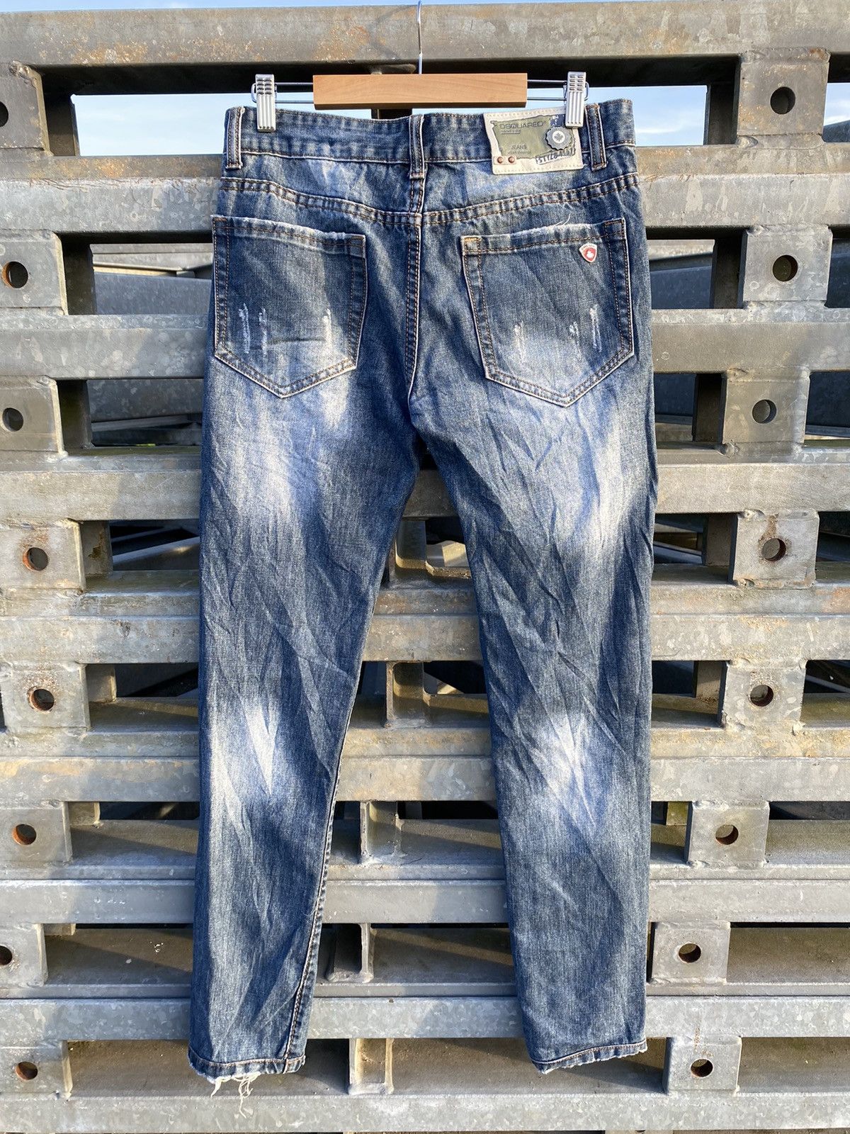 Dsquared2 Vintage Dsquared THRASHED Distressed Denim Jeans Size US 30 / EU 46 - 5 Thumbnail