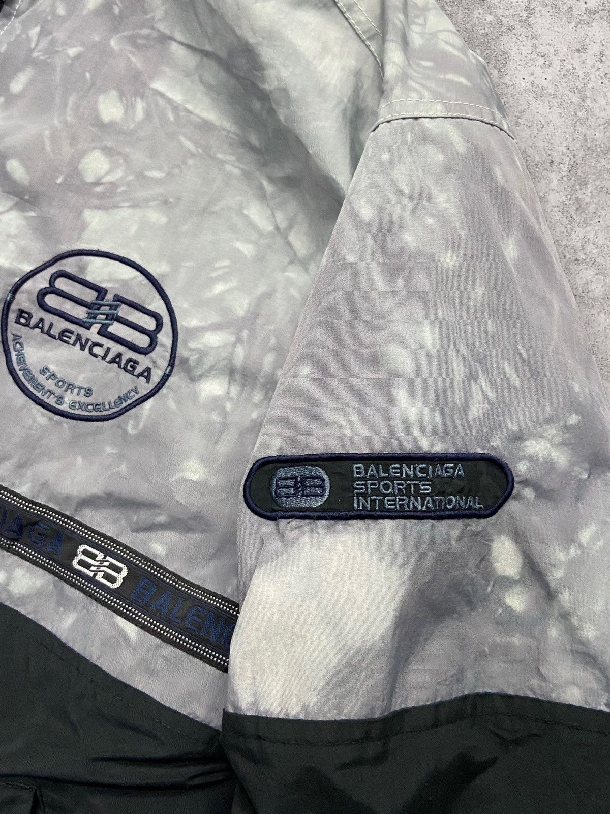Balenciaga × Vintage Vintage Balenciaga Embroidery Fleece Lined Overdyed Jacket Size US M / EU 48-50 / 2 - 4 Thumbnail