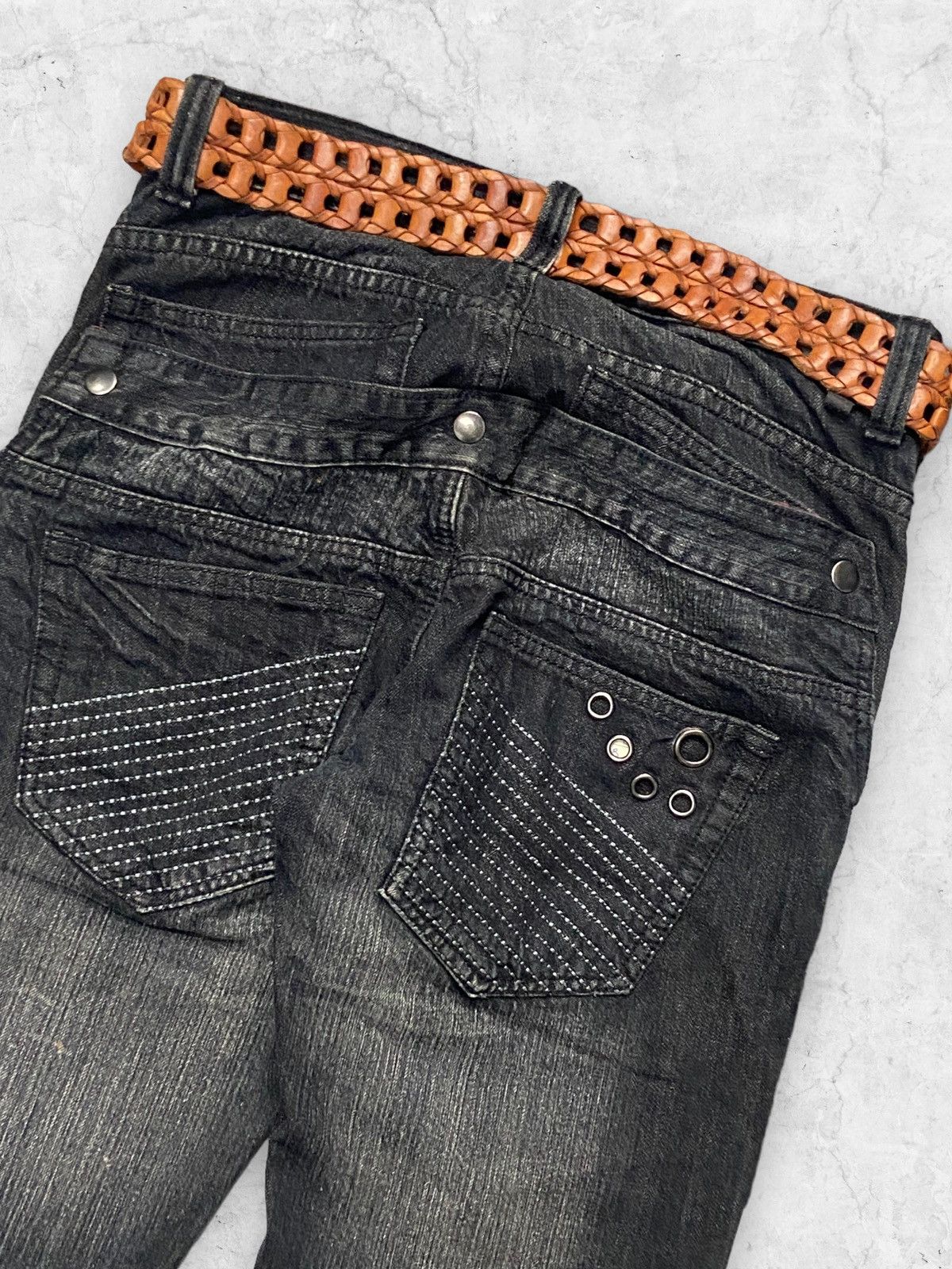 If Six Was Nine × Japanese Brand × Le Grande Bleu (L.G.B.) Rain Japan Double Waist Baggy Jeans With Leather Belt Size US 30 / EU 46 - 11 Thumbnail