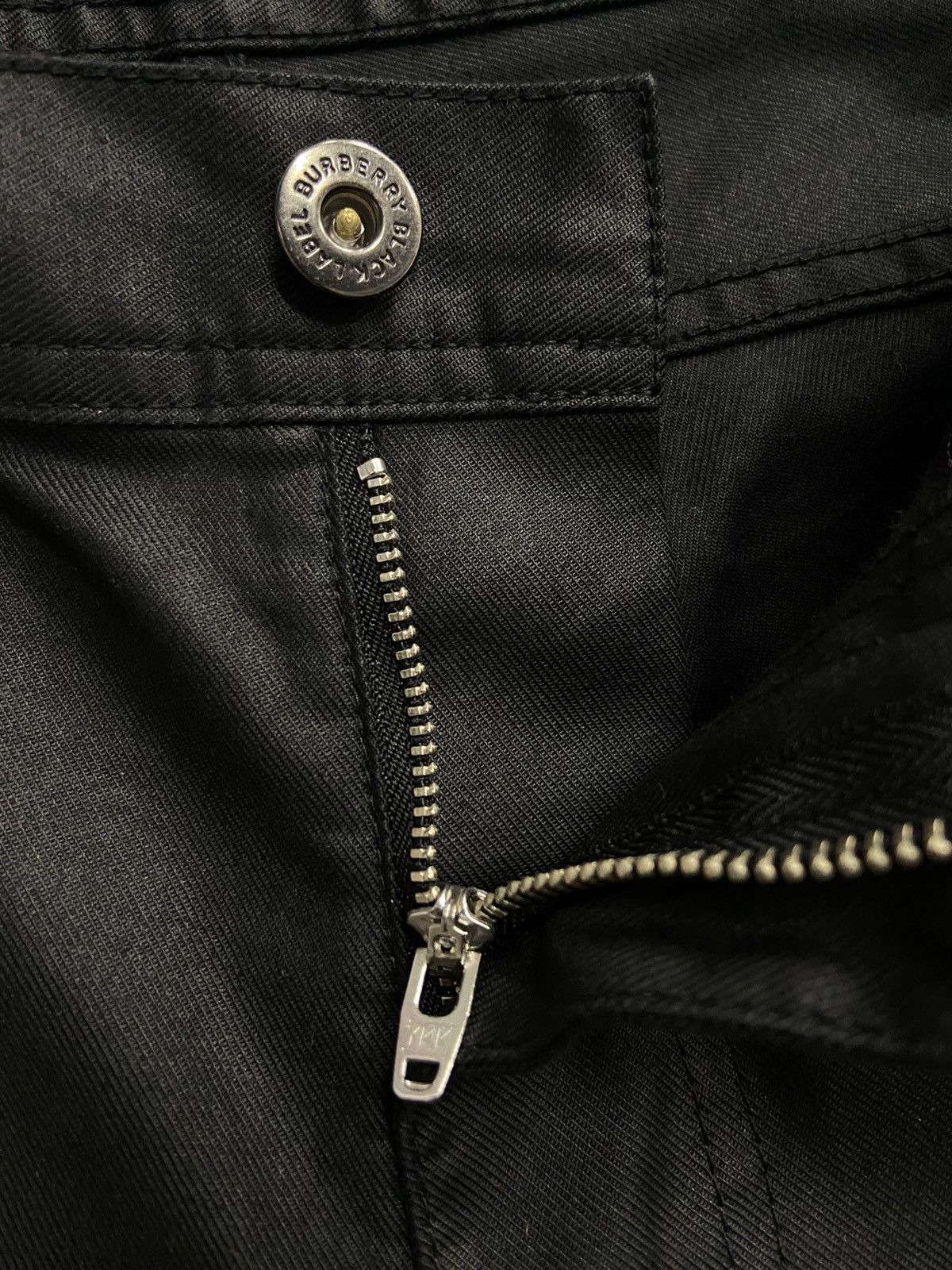 Burberry Vintage Burberry Waxed Biker Pants Rivet Belt Size US 32 / EU 48 - 9 Thumbnail