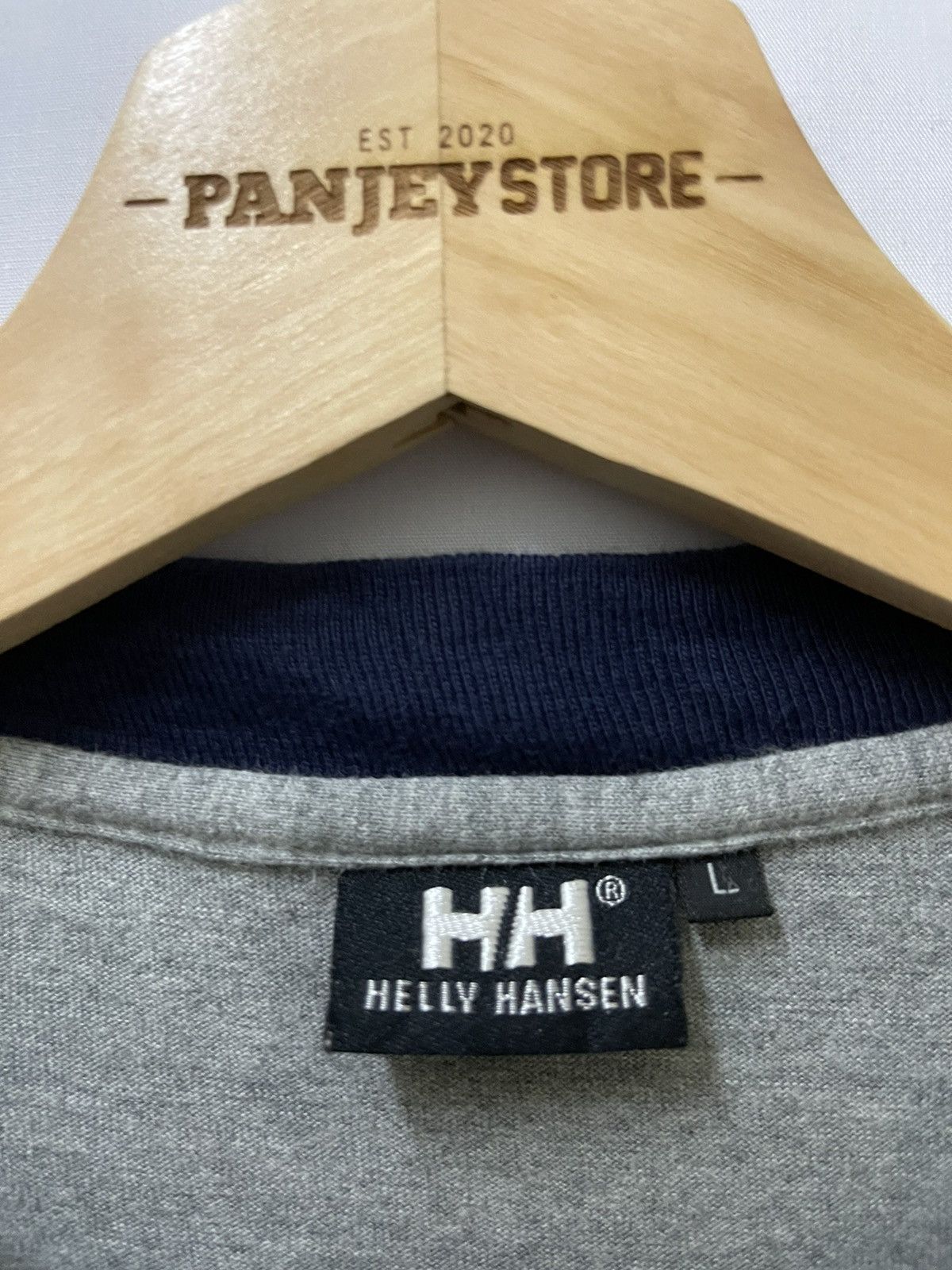 Helly Hansen × Japanese Brand Helly Hansen Spellout Long Sleeve Shirt Grey Size US L / EU 52-54 / 3 - 5 Thumbnail