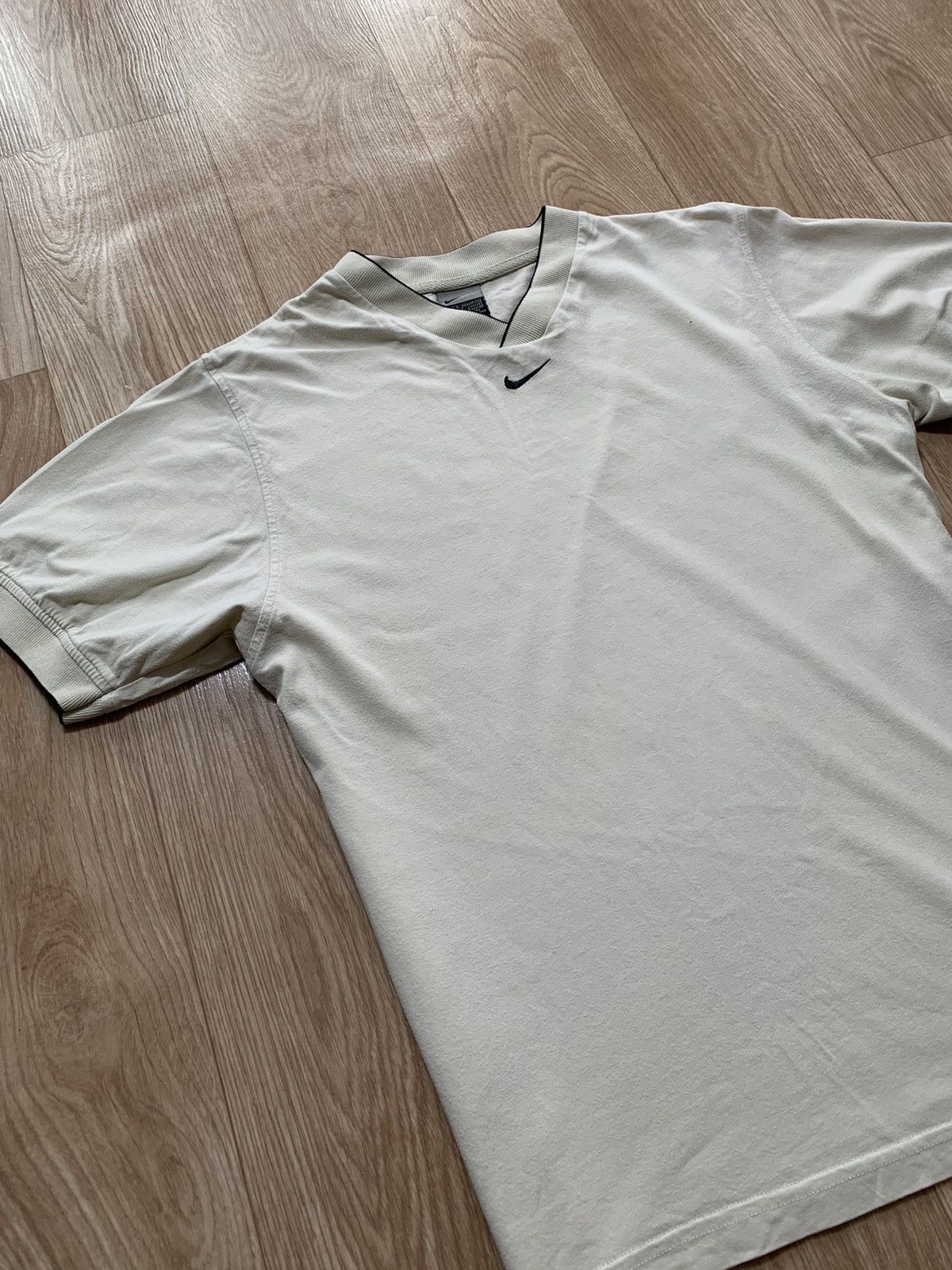 Nike × Vintage Nike Center Logo Vintage T-Shirt Size US S / EU 44-46 / 1 - 2 Thumbnail