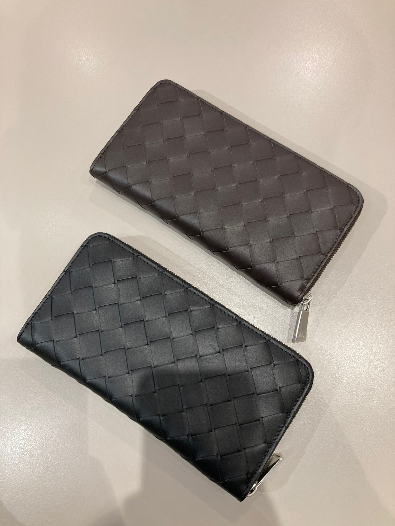 Two Tone Intrecciato Wallet in Brown / Black
