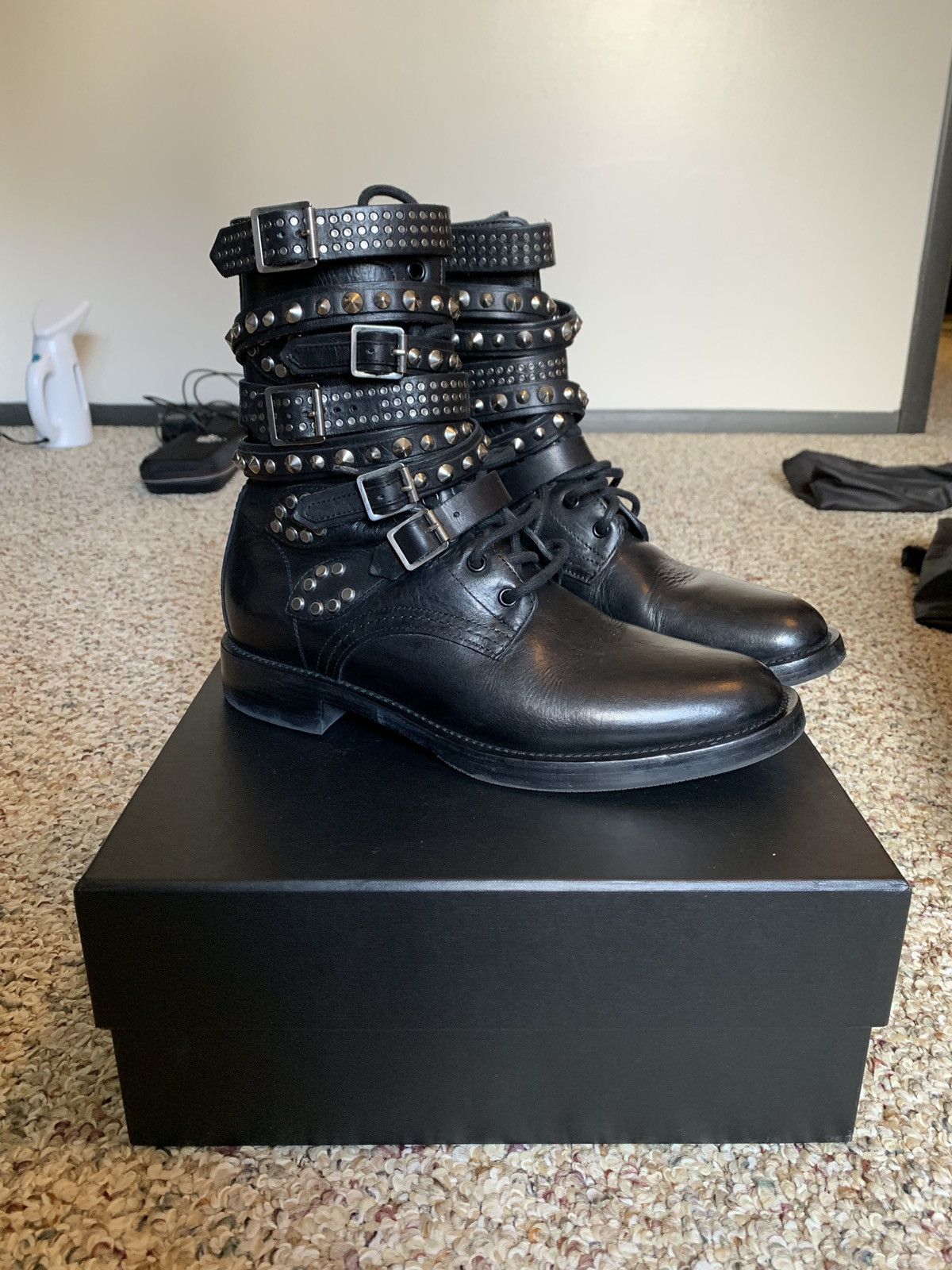 Saint laurent studded belt sales