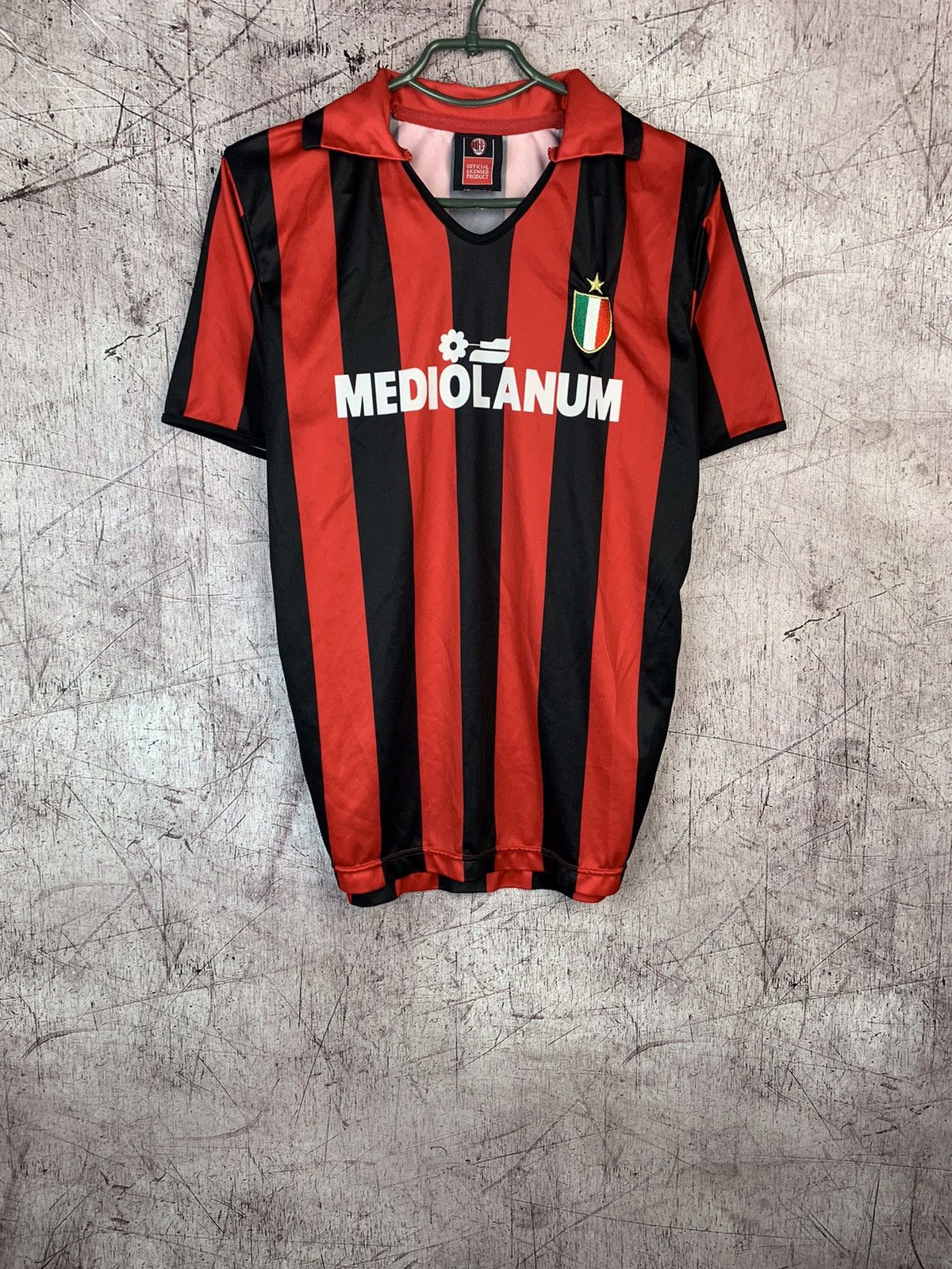 Vintage AC Milan Mediolanum Soccer Jersey Size US S / EU 44-46 / 1 - 1 Thumbnail