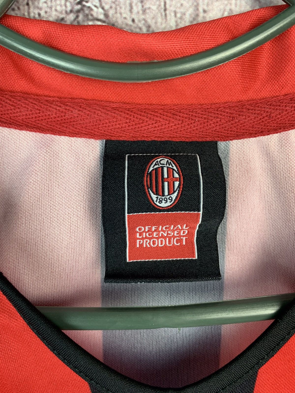 Vintage AC Milan Mediolanum Soccer Jersey Size US S / EU 44-46 / 1 - 8 Thumbnail