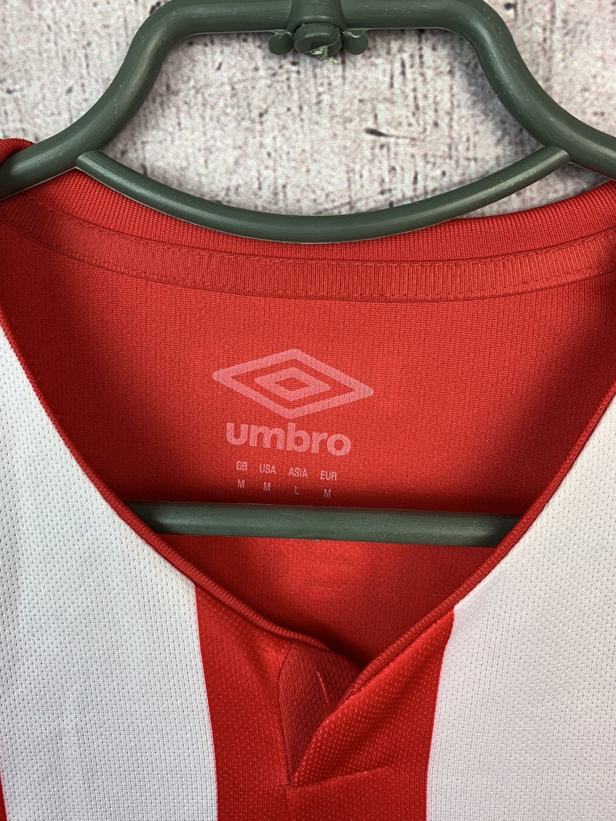 Umbro Umbro Football Soccer PSV Eindhoven Jersey Size US M / EU 48-50 / 2 - 8 Thumbnail