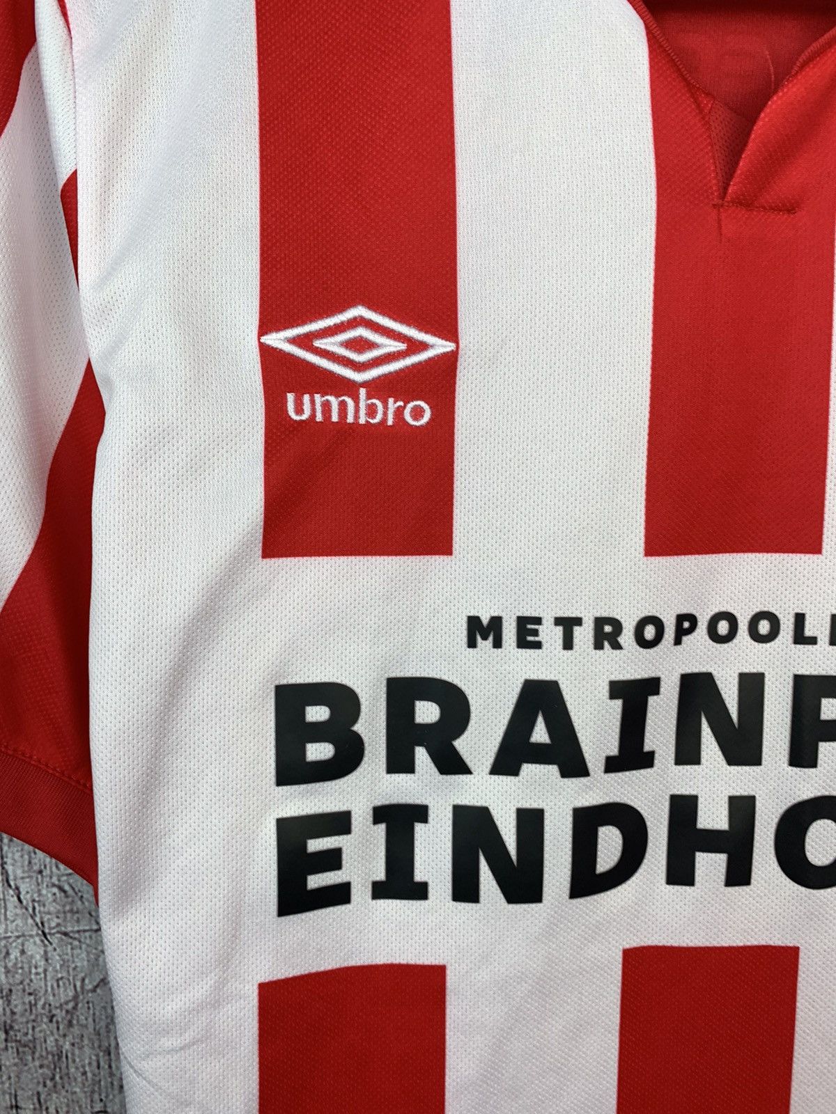 Umbro Umbro Football Soccer PSV Eindhoven Jersey Size US M / EU 48-50 / 2 - 6 Thumbnail