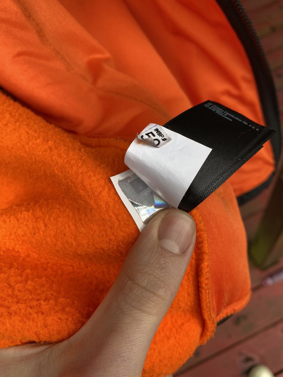 The North Face Black and neon orange north face 95 retro Denali Size US M / EU 48-50 / 2 - 4 Thumbnail