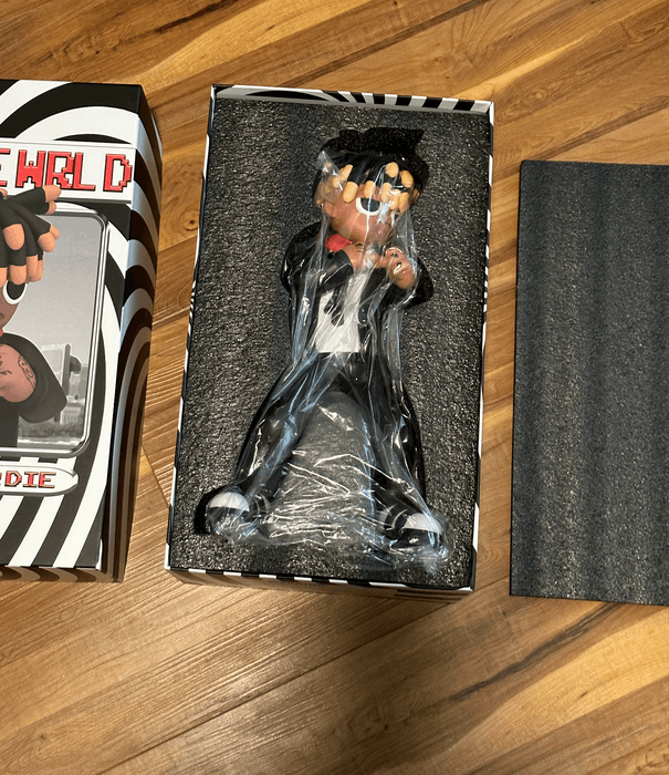 999 Club Juice WRLD Vinyl Figure Box Set Grailed