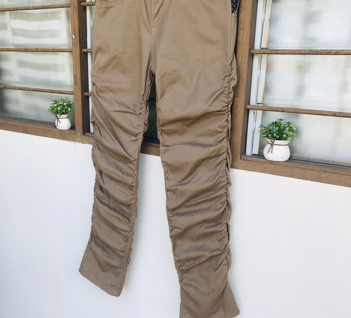 20471120 × Beauty Beast Rare Wrinkled knee distortion pant slimfit double waist Size US 32 / EU 48 - 6 Thumbnail