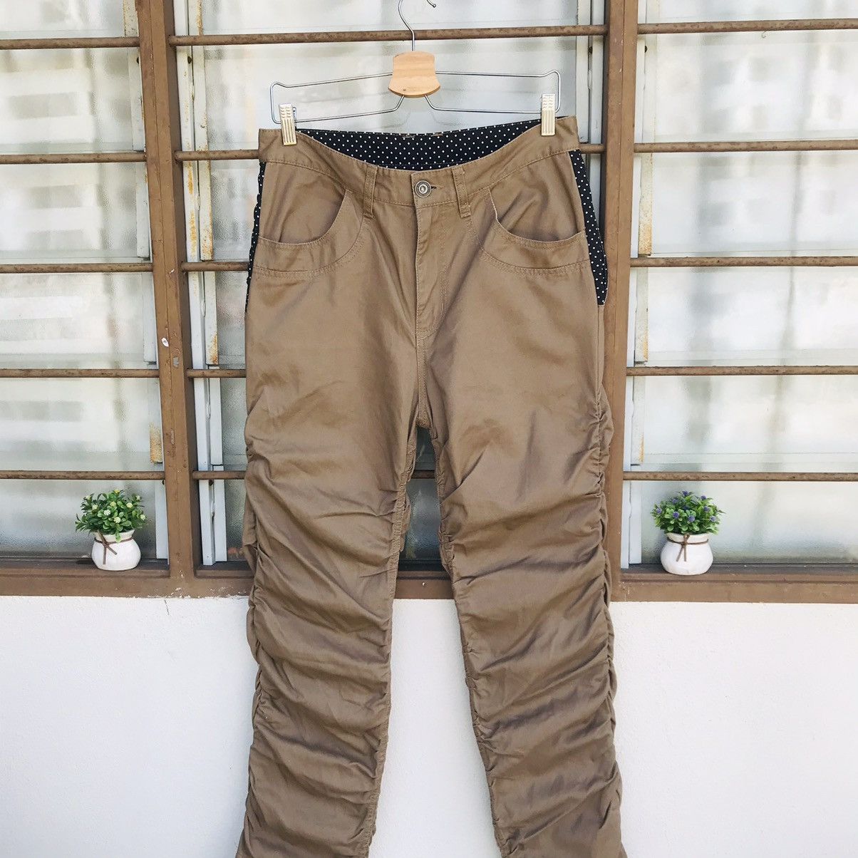 20471120 × Beauty Beast Rare Wrinkled knee distortion pant slimfit double waist Size US 32 / EU 48 - 4 Thumbnail