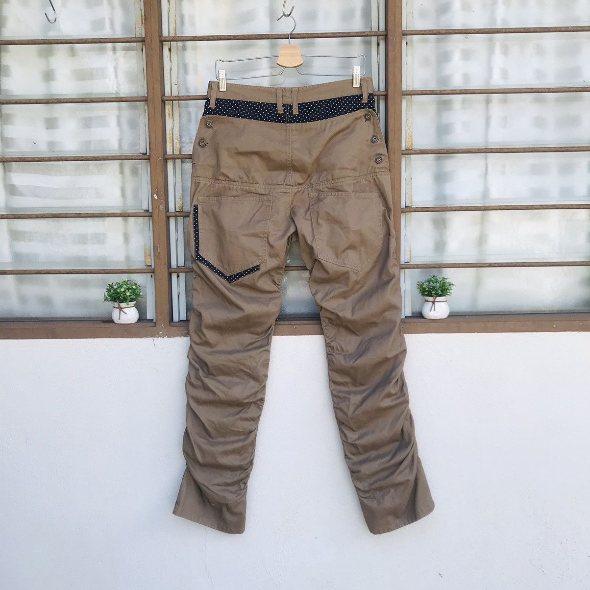 20471120 × Beauty Beast Rare Wrinkled knee distortion pant slimfit double waist Size US 32 / EU 48 - 7 Thumbnail