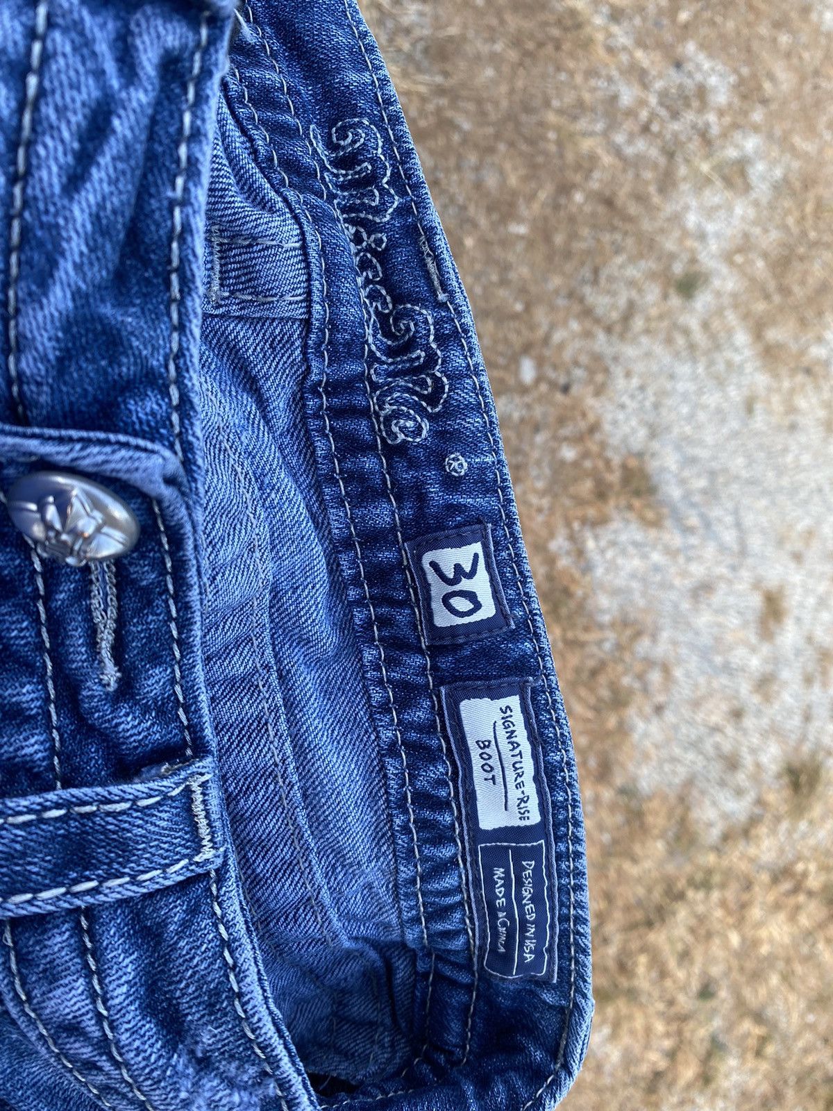 Jean Miss Me Signature-Rise Boot Jeans Size 31" - 8 Thumbnail