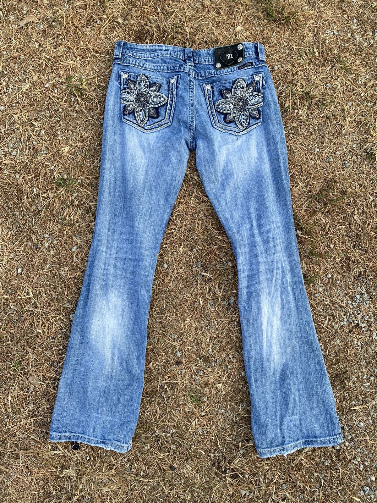 Jean Miss Me Signature-Rise Boot Jeans Size 31" - 1 Thumbnail