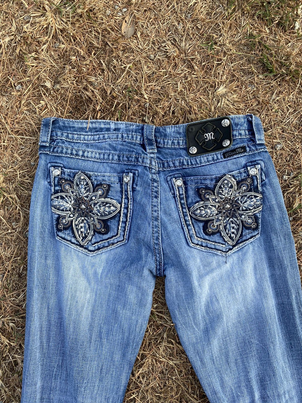 Jean Miss Me Signature-Rise Boot Jeans Size 31" - 2 Thumbnail