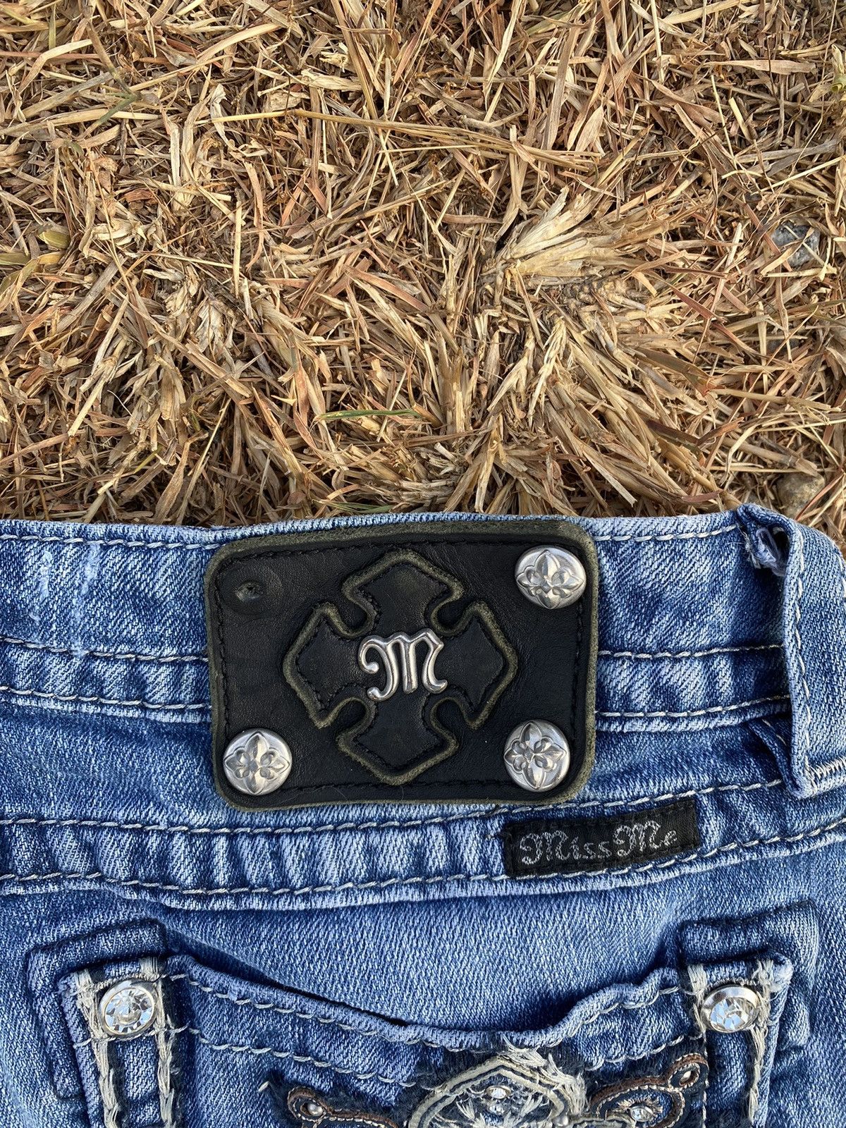 Jean Miss Me Signature-Rise Boot Jeans Size 31" - 4 Thumbnail