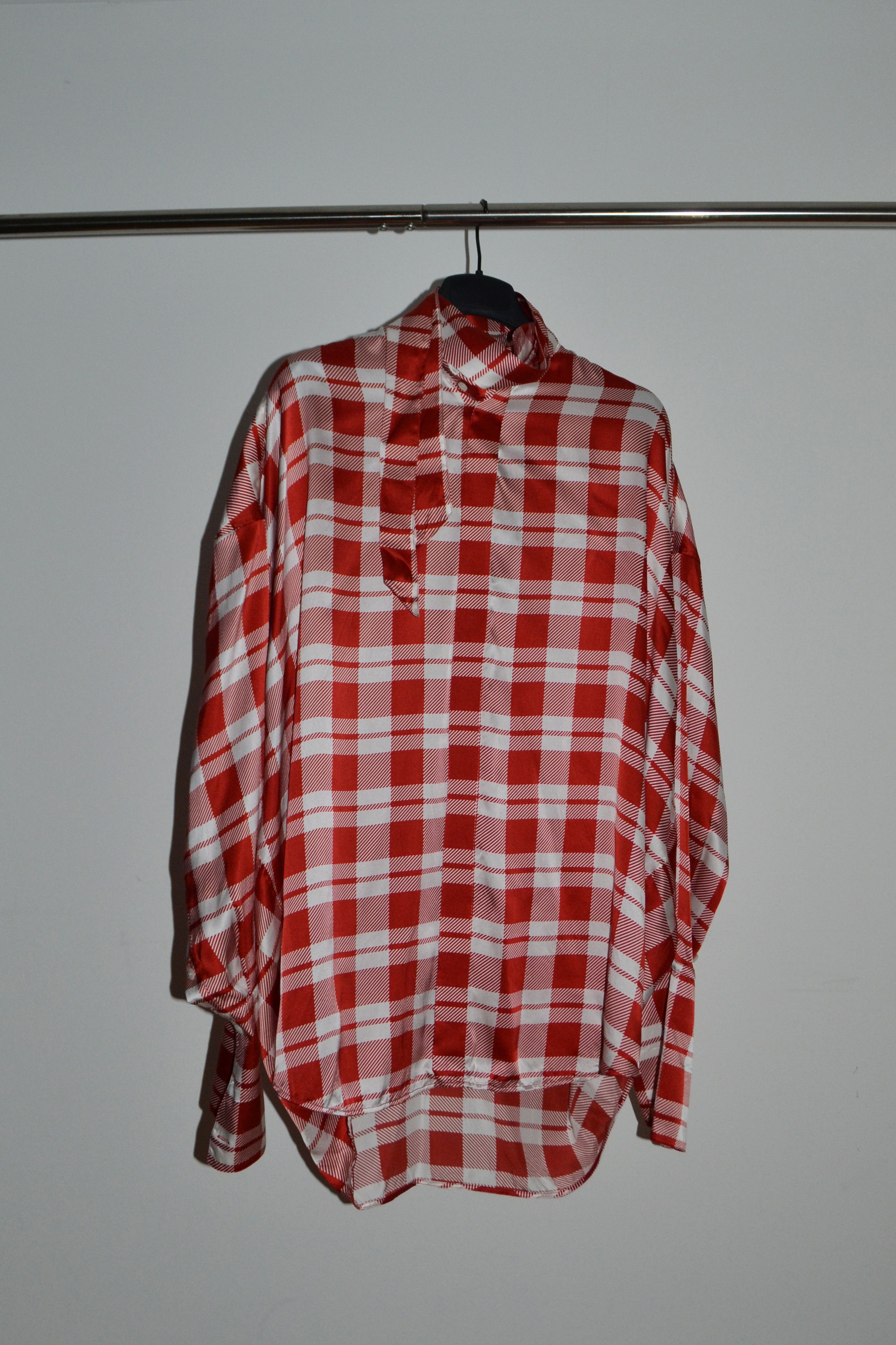 Balenciaga FW2021 Silk Plaid Scarf Collar Shirt Size US L / EU 52-54 / 3 - 1 Thumbnail