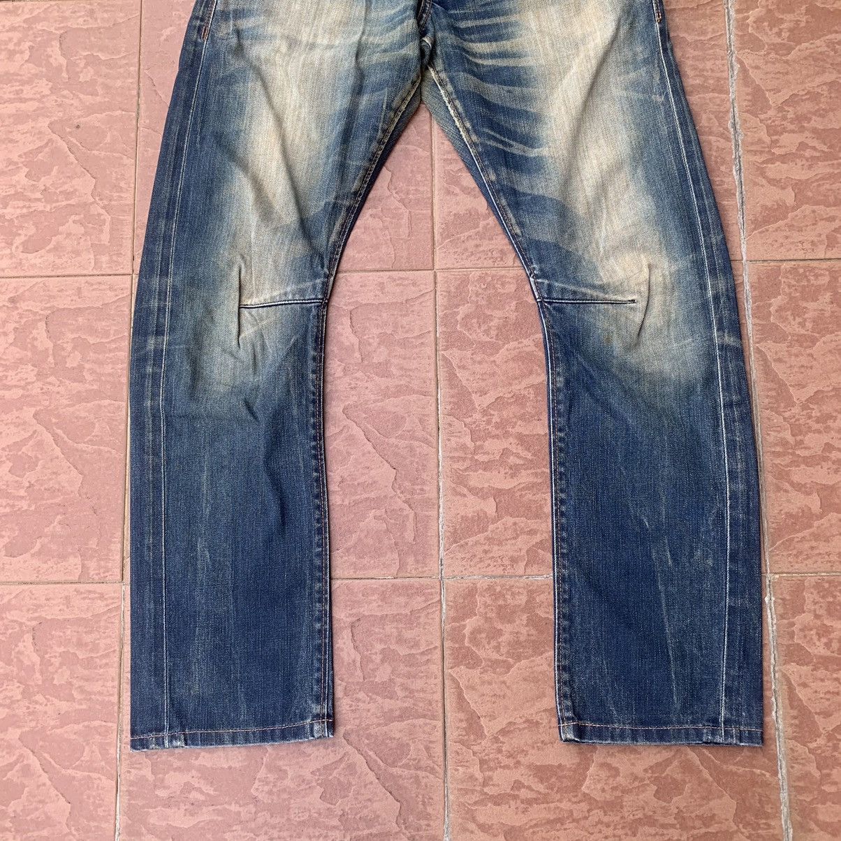 Japanese Brand × Vintage JAPANESE VINTAGE BACK NUMBER CURVED-C LEGS JEANS PANTS Size US 28 / EU 44 - 3 Thumbnail