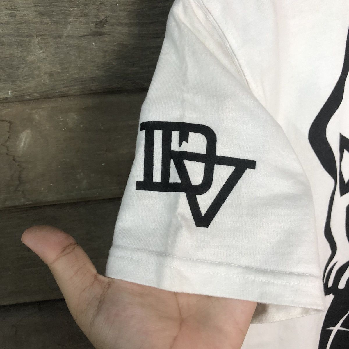 Japanese Brand Diviner big Skulls punk seditionaries White Tee #6838 Size US S / EU 44-46 / 1 - 5 Thumbnail