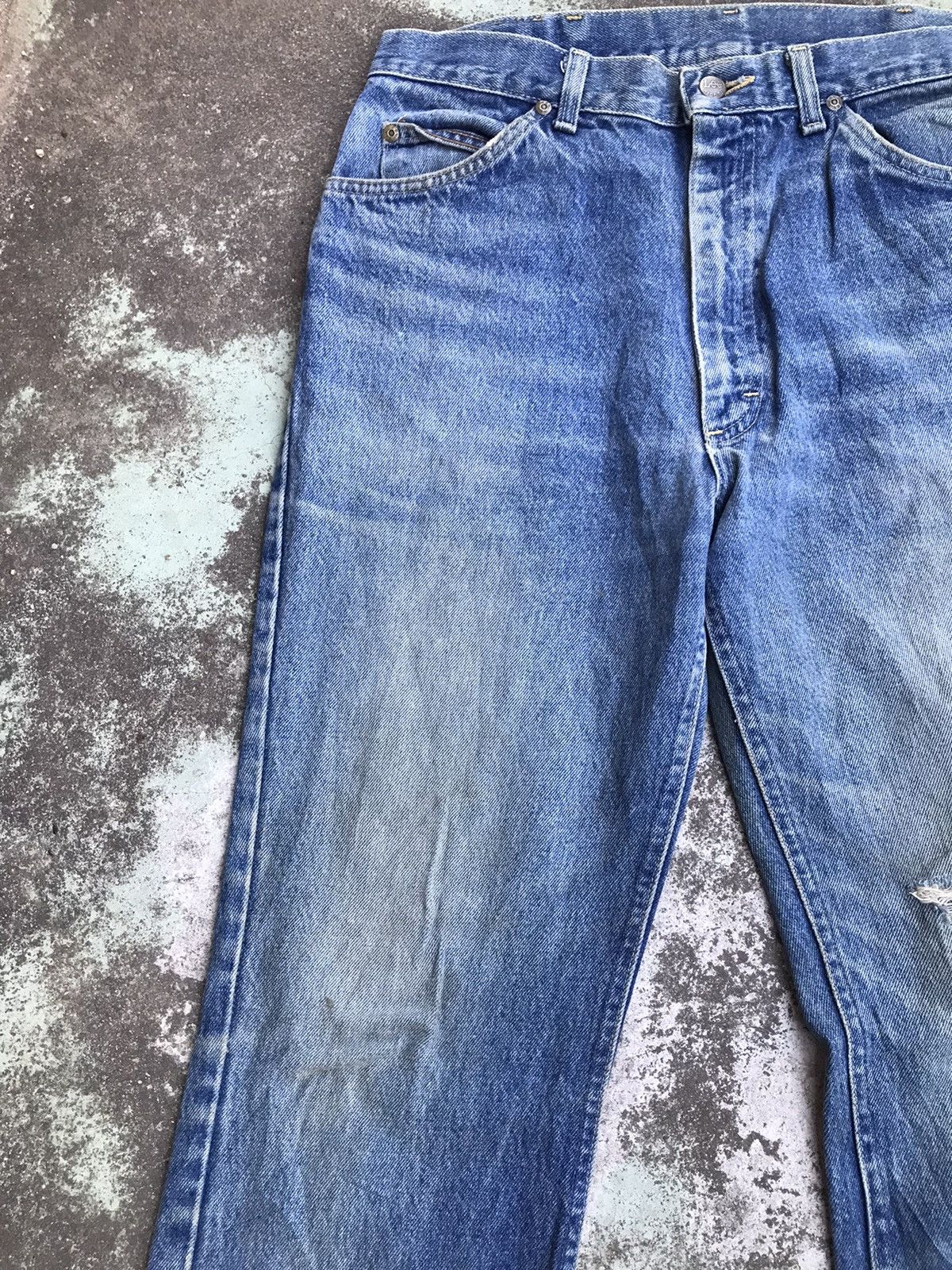 Le Grande Bleu (L.G.B.) × Lee × Vintage Vintage Lee Distressed Flare Jeans Made in USA Size US 34 / EU 50 - 6 Thumbnail