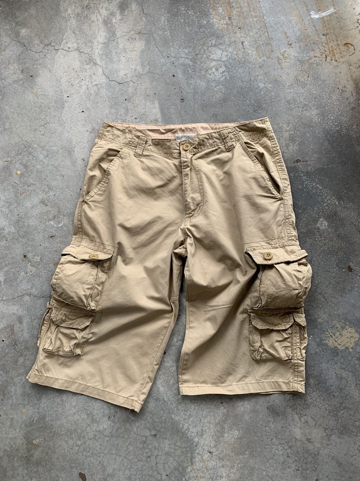 image of Vintage Short 8 Multipocket Short Cargo Pant in Brown, Men's (Size 30)