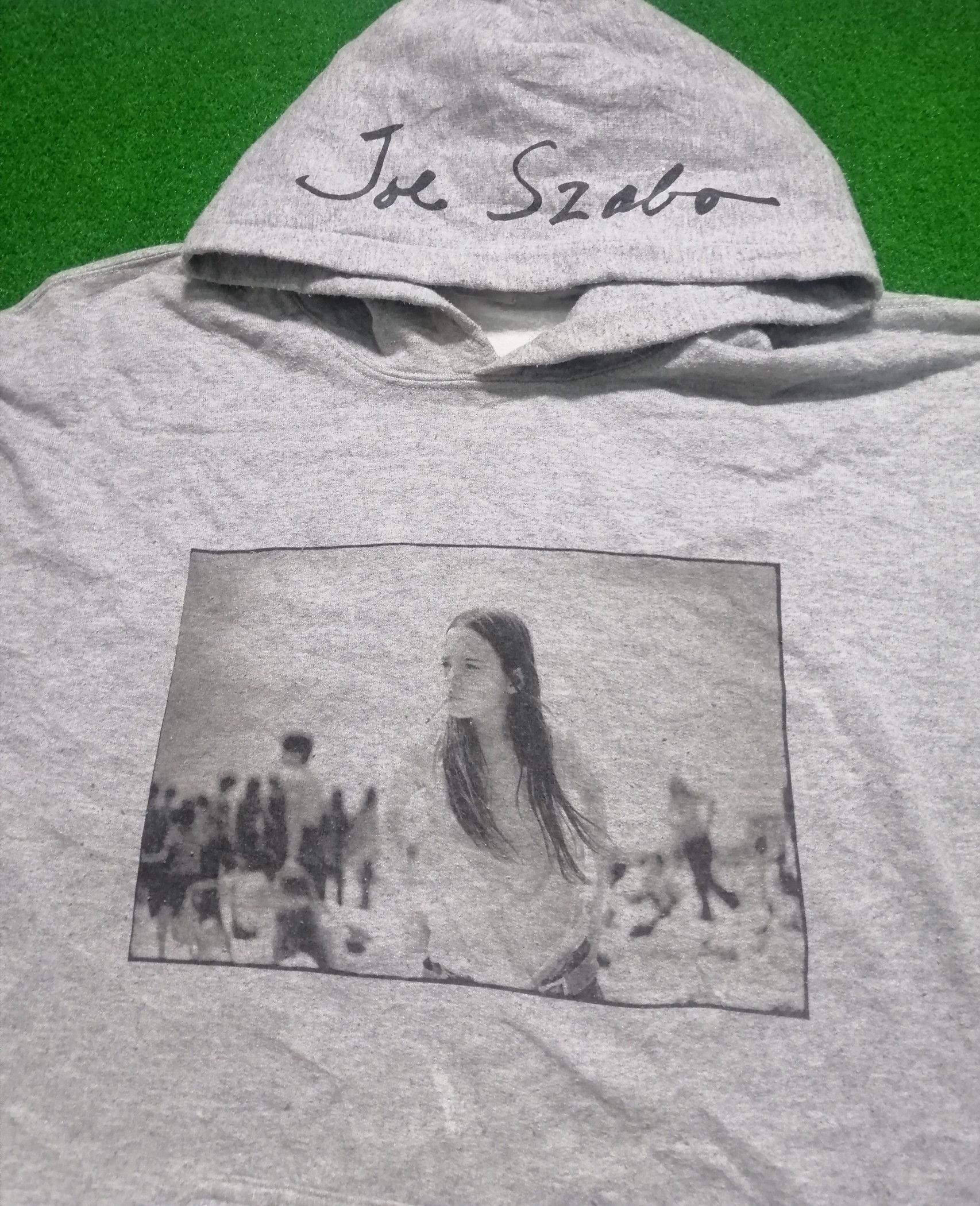 Band Tees Dinosaur Jr Big Print Hoodie Photography By Joe Szabo Size US L / EU 52-54 / 3 - 2 Thumbnail