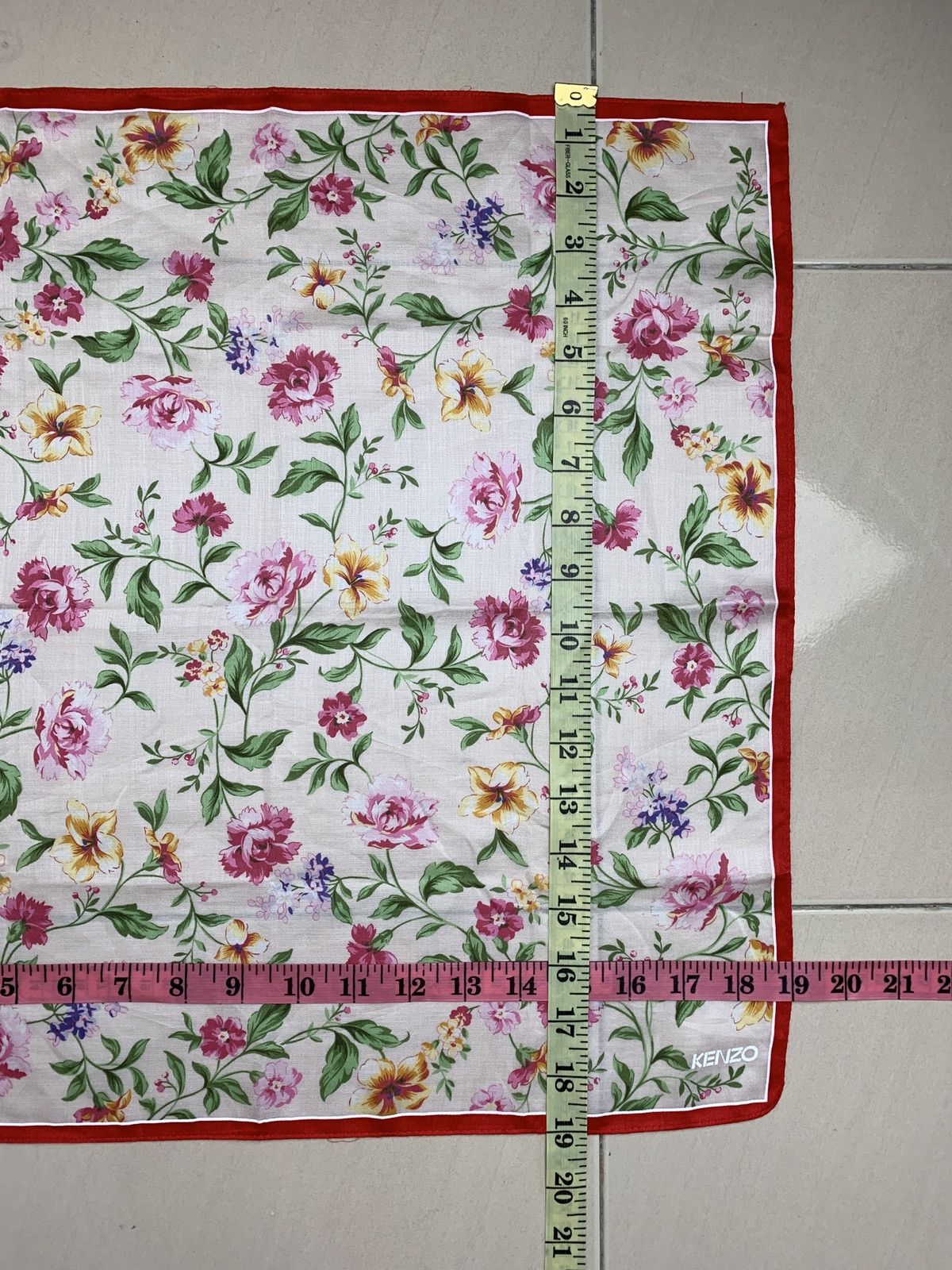 Kenzo Kenzo Flower Handkerchief Pocketsquares Size ONE SIZE - 8 Thumbnail