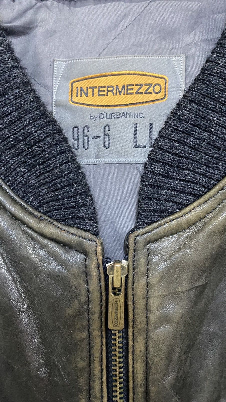 Vintage Vintage Intermezzo Sheepskin Leather Bomber Jacket Size US L / EU 52-54 / 3 - 7 Thumbnail