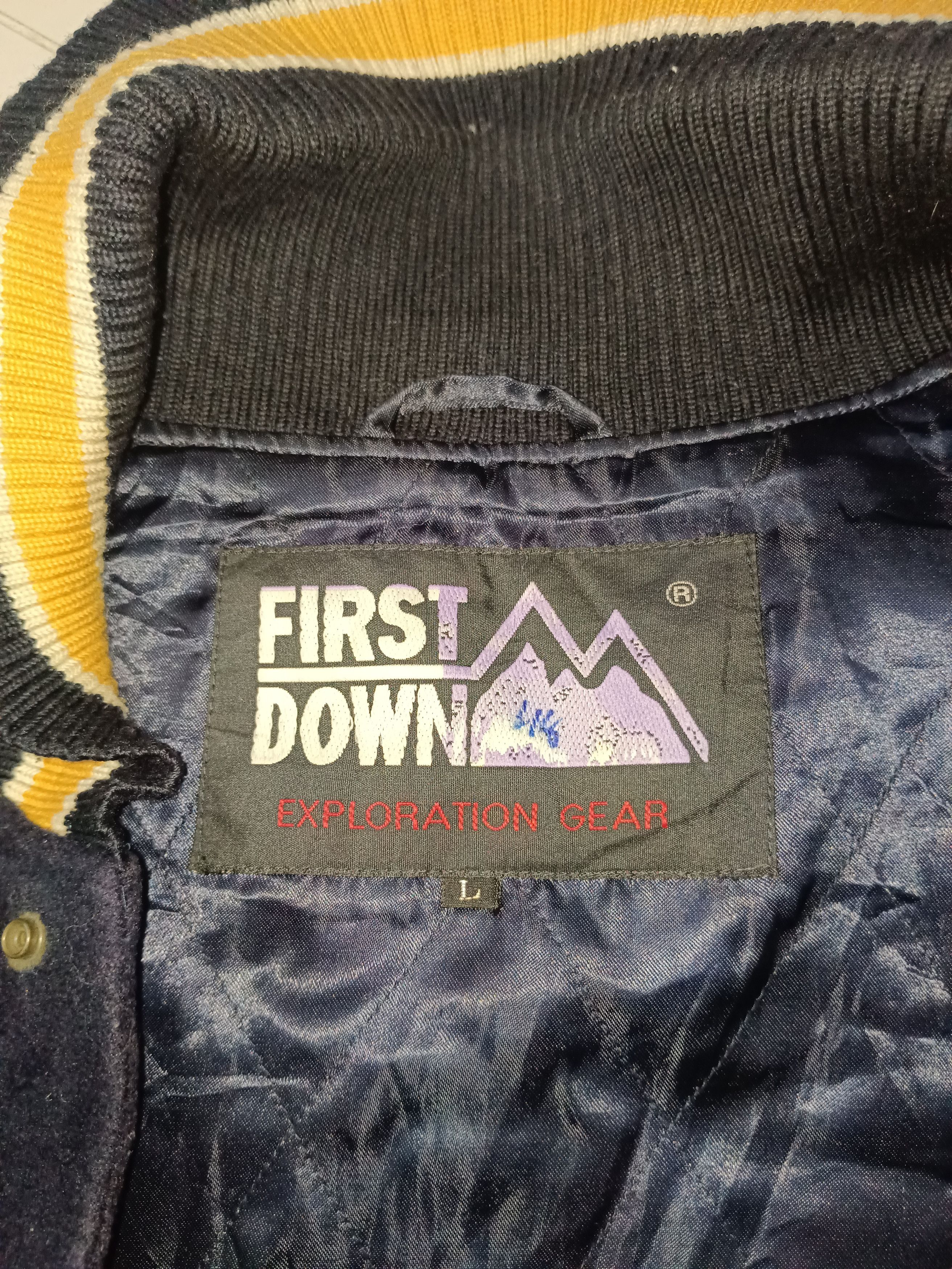 Vintage Vintage Varsity Jacket First Down Exploration USA Size US L / EU 52-54 / 3 - 8 Thumbnail