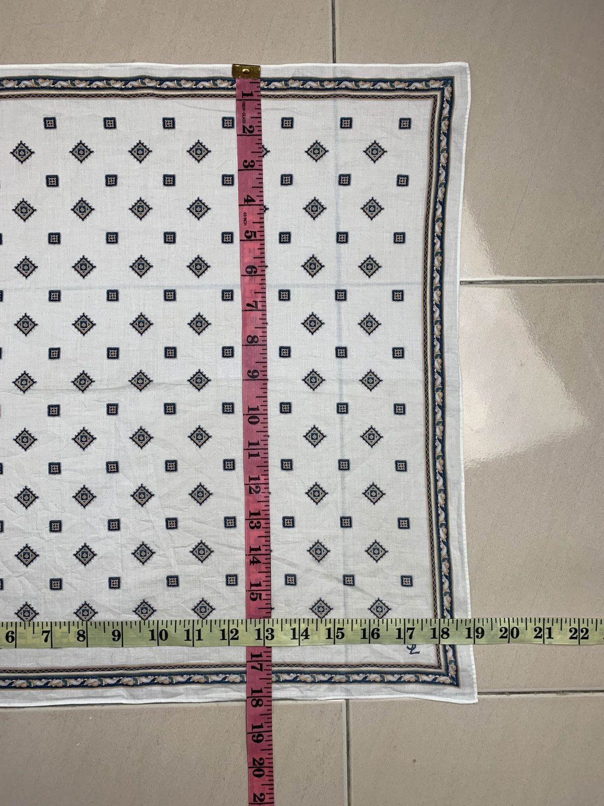Designer YSL Handkerchief Pocketsquares Size ONE SIZE - 8 Thumbnail