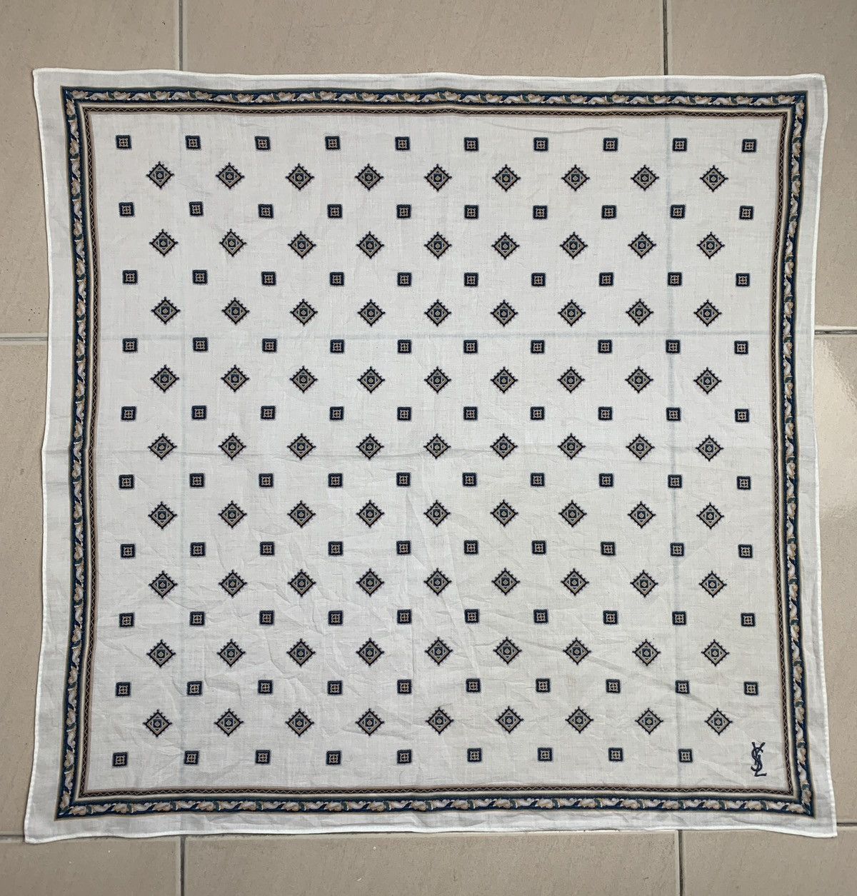 Designer YSL Handkerchief Pocketsquares Size ONE SIZE - 3 Thumbnail