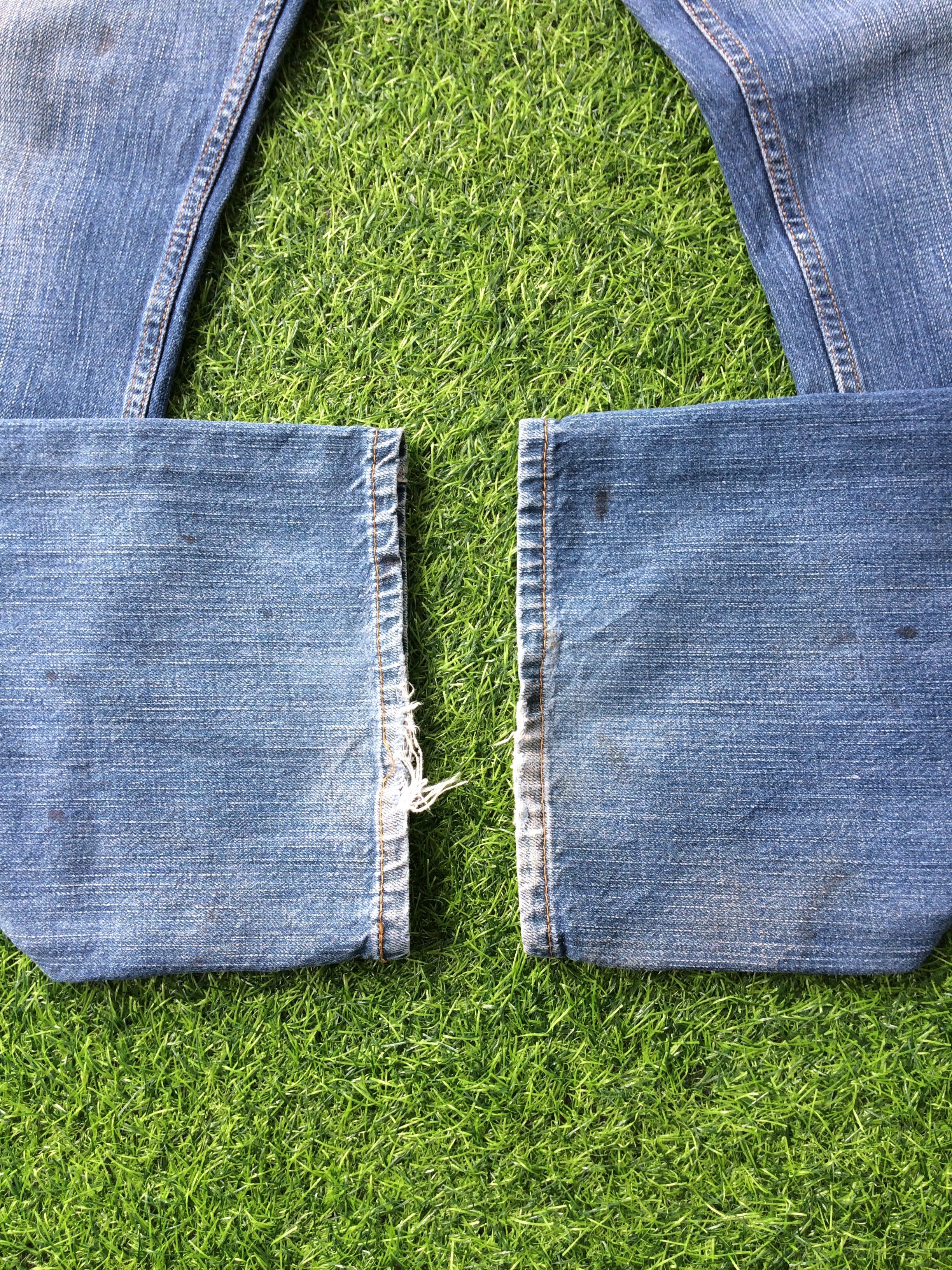 Levi's Vintage Distressed Levis 559 Jeans #B-375 Size US 37 - 8 Thumbnail