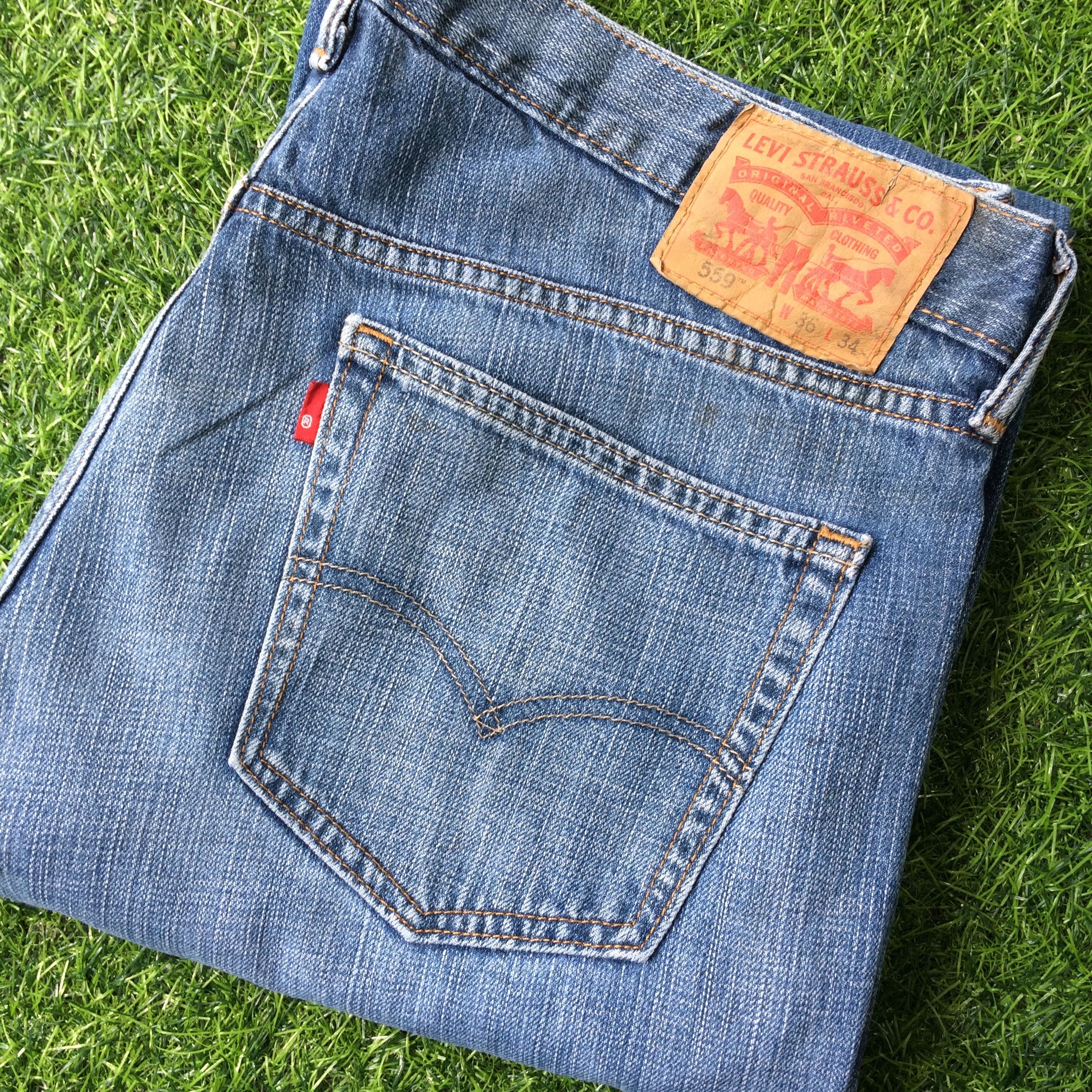 Levi's Vintage Distressed Levis 559 Jeans #B-375 Size US 37 - 9 Thumbnail