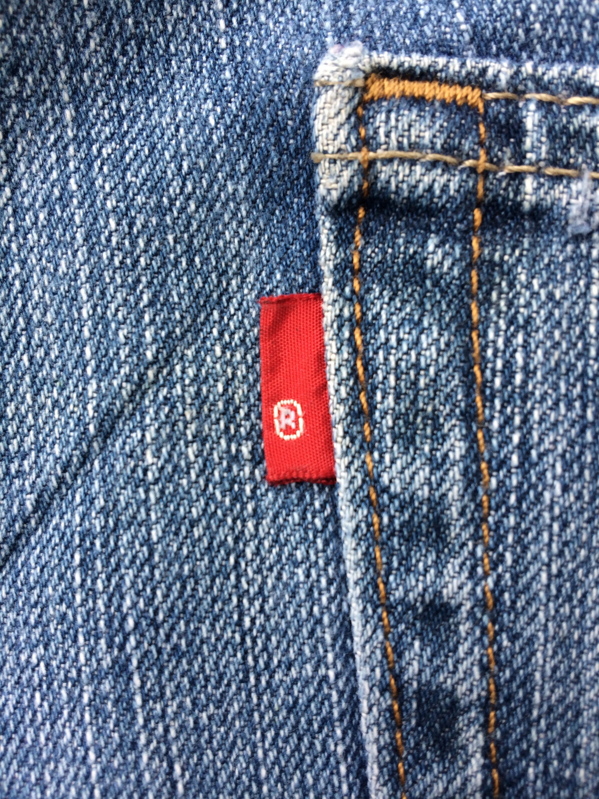 Levi's Vintage Distressed Levis 559 Jeans #B-375 Size US 37 - 11 Thumbnail