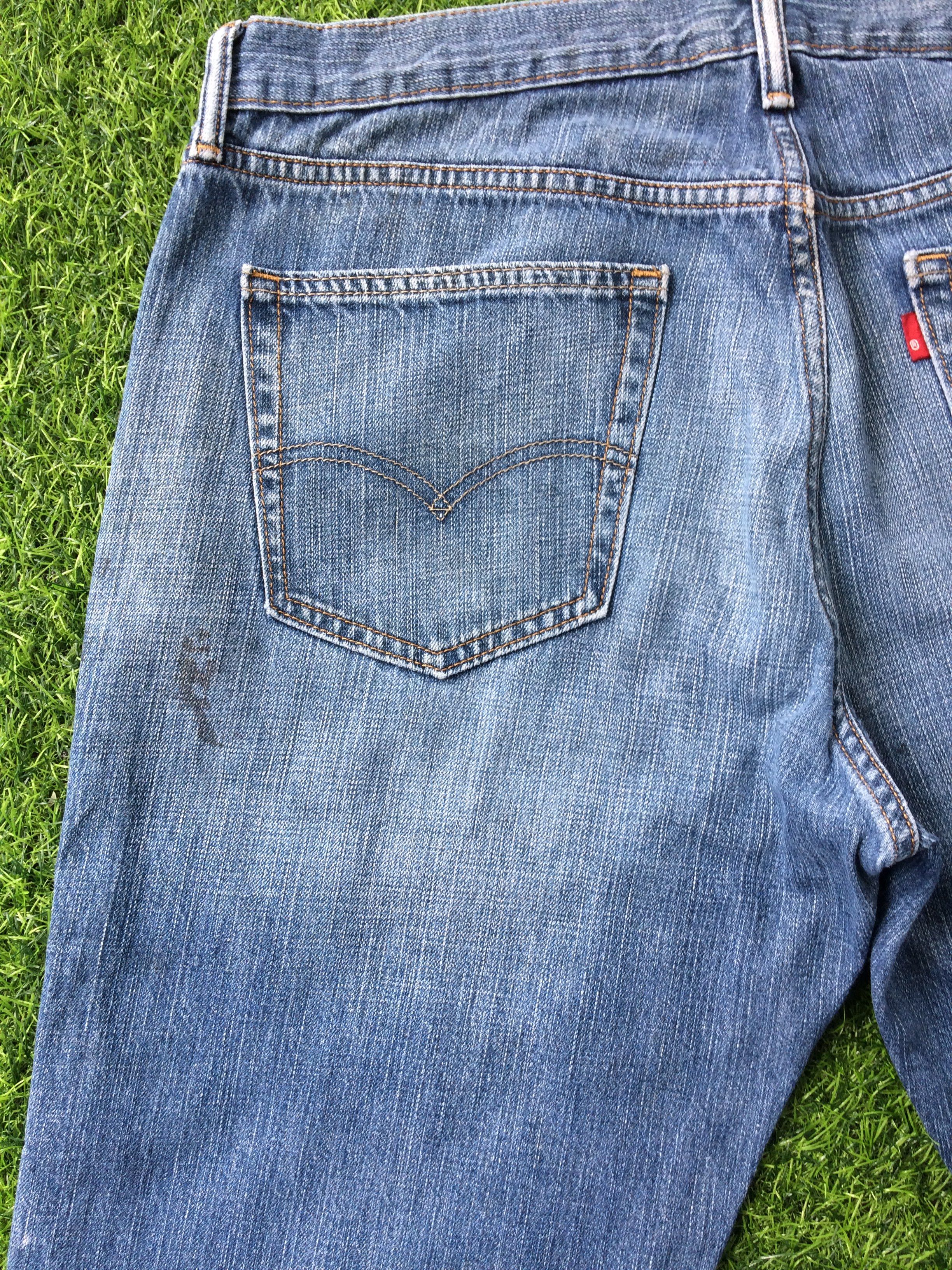 Levi's Vintage Distressed Levis 559 Jeans #B-375 Size US 37 - 10 Thumbnail