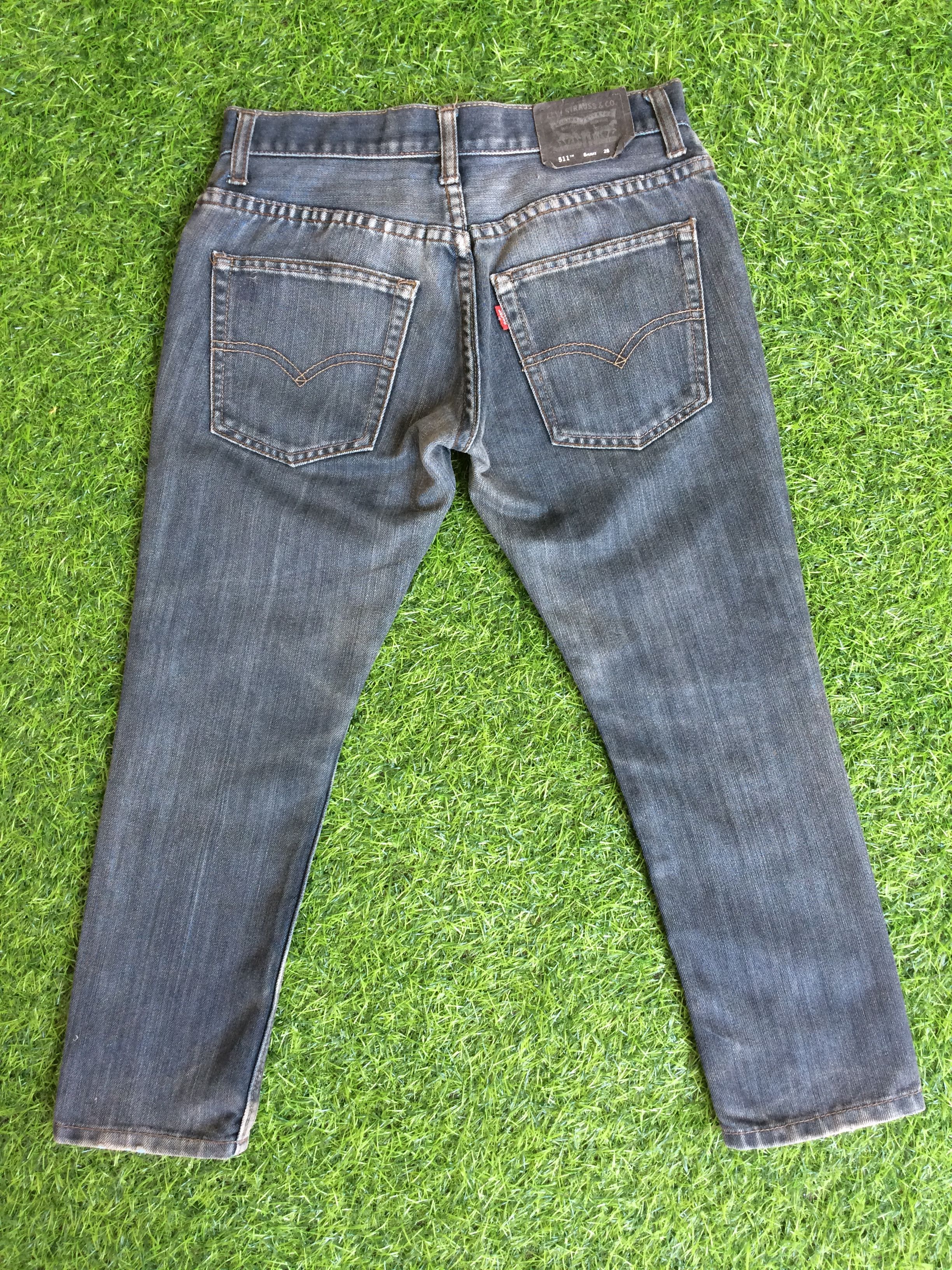 Levi's Vintage Distressed Levi's 511 Cropped Jeans #B-131 Size 28" / US 6 / IT 42 - 2 Thumbnail