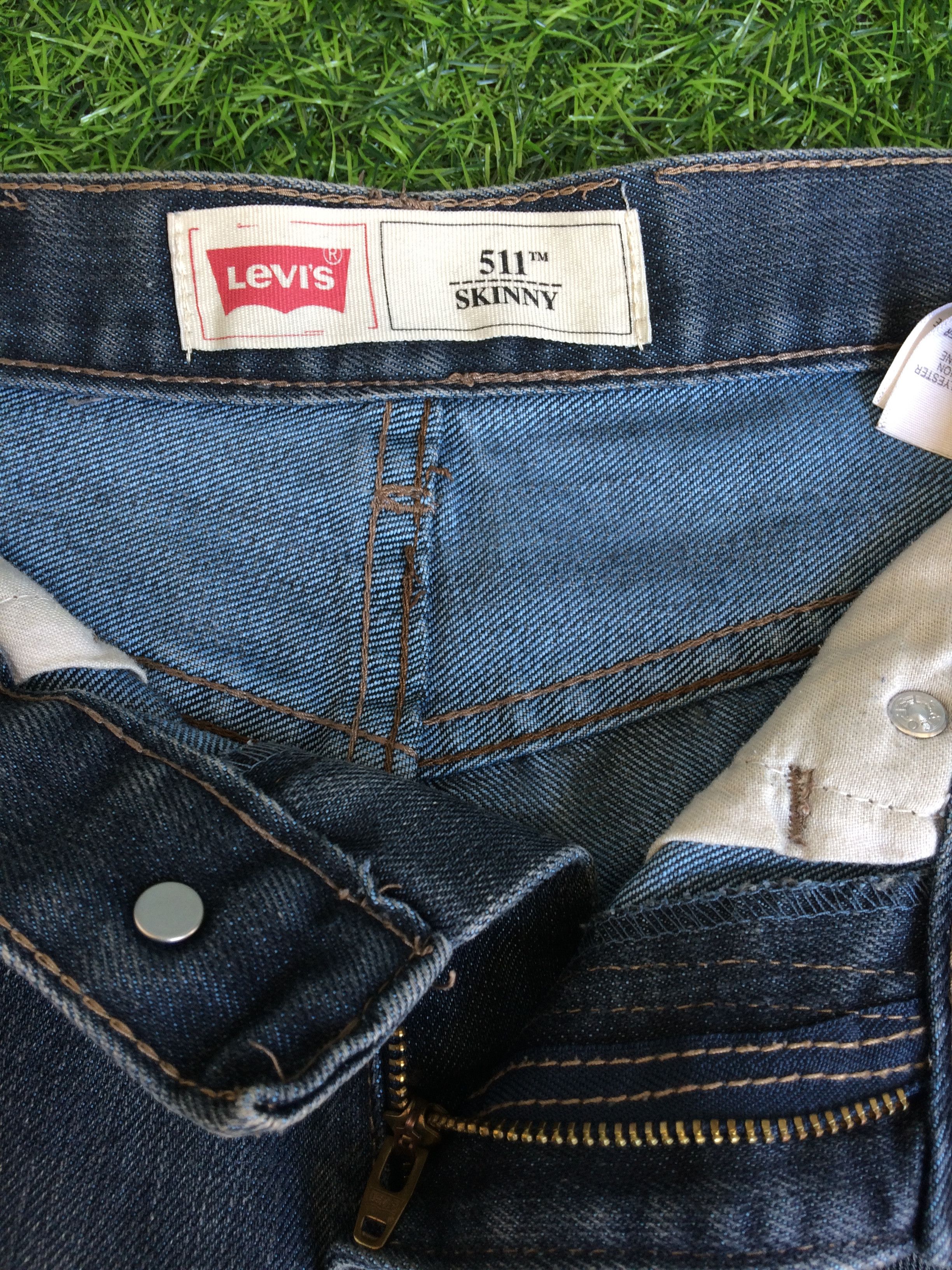 Levi's Vintage Distressed Levi's 511 Cropped Jeans #B-131 Size 28" / US 6 / IT 42 - 9 Thumbnail