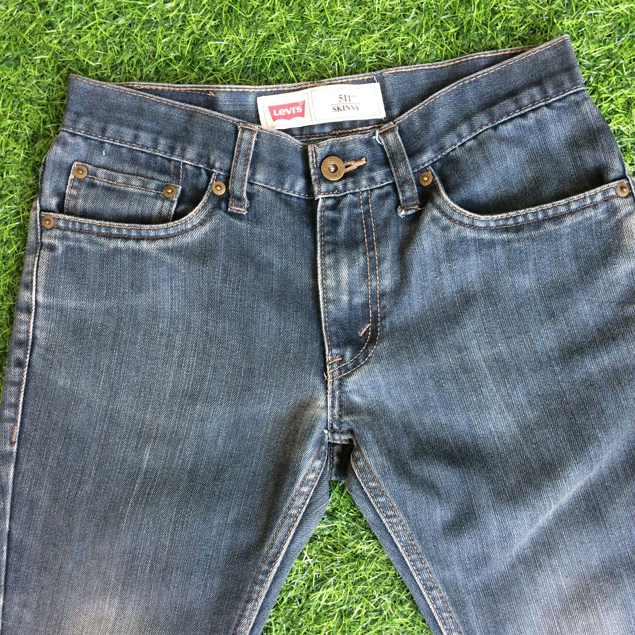 Levi's Vintage Distressed Levi's 511 Cropped Jeans #B-131 Size 28" / US 6 / IT 42 - 3 Thumbnail