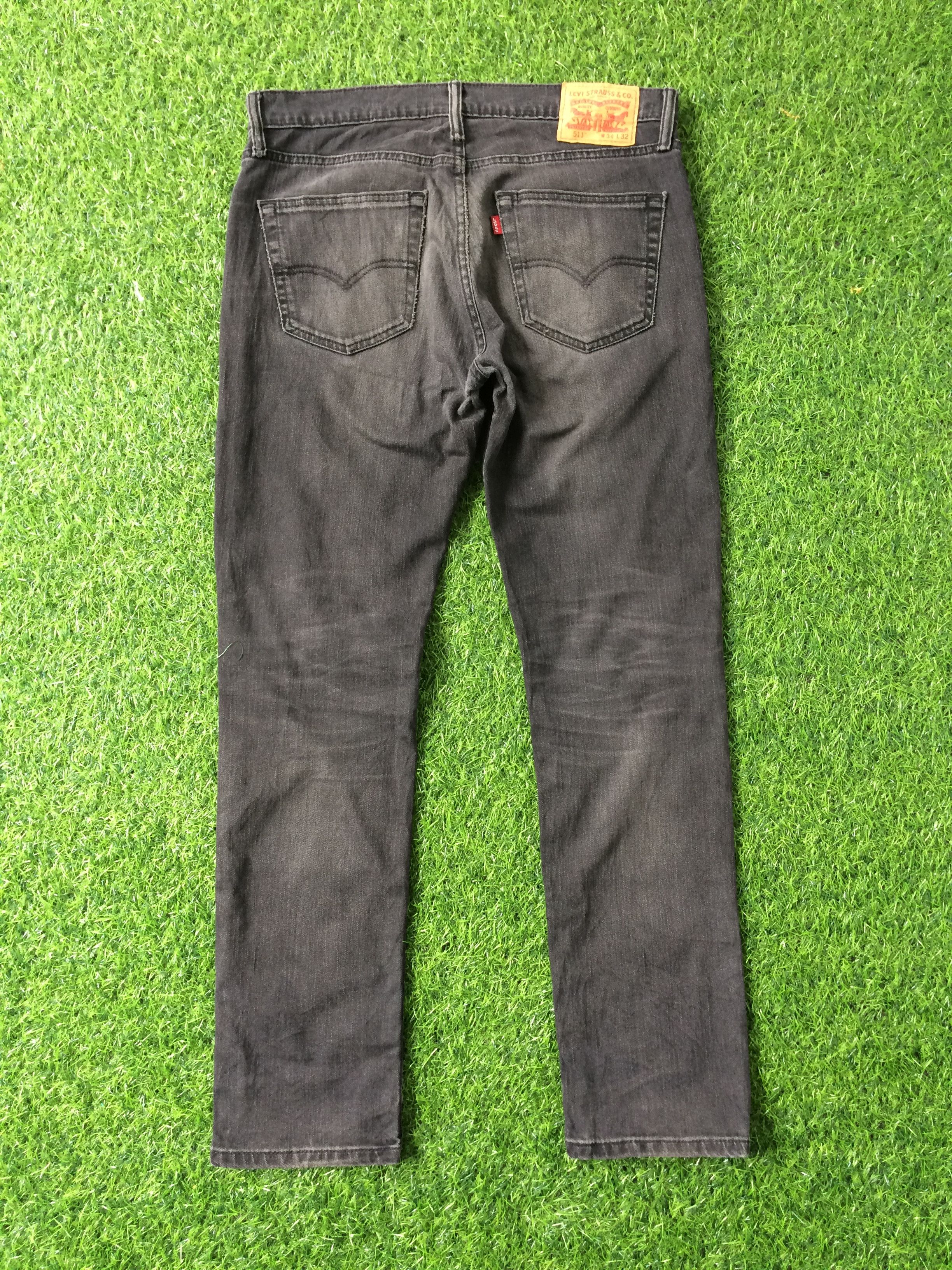 Levi's Distressed Levis 511 Slim Fit Jeans #B-059 Size US 35 - 2 Thumbnail