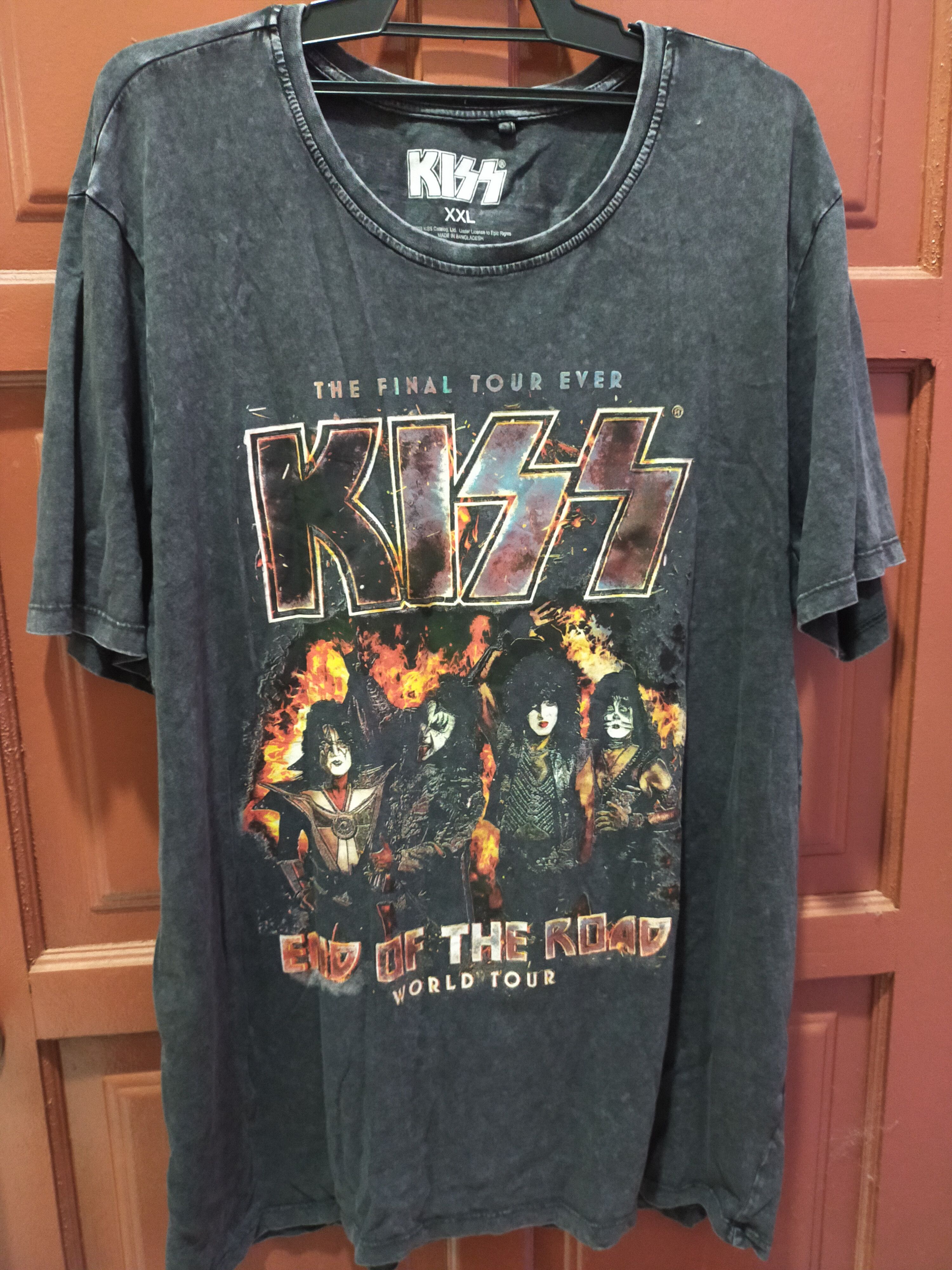 Band Tees Distressed Kiss Band tee Size US XXL / EU 58 / 5 - 1 Thumbnail