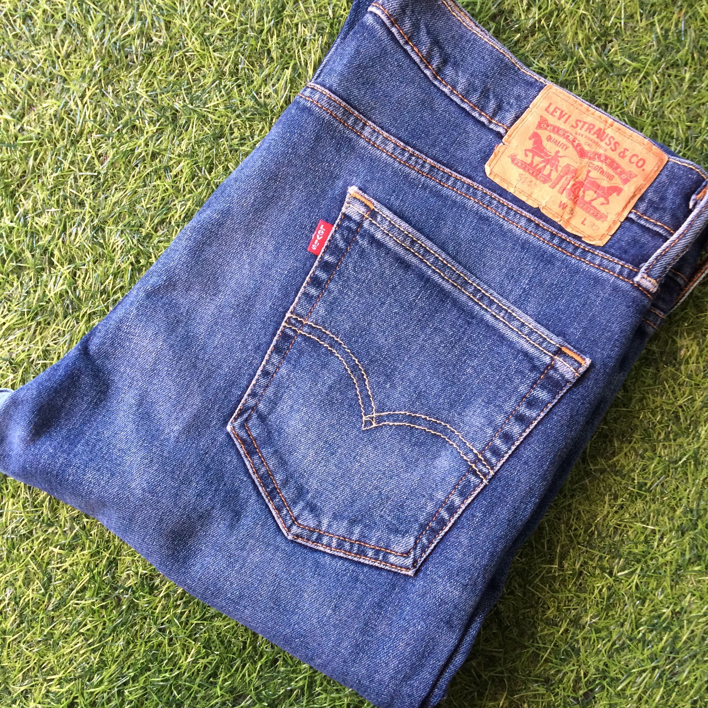 Levi's Distressed Levis 514 Jeans #B-695 Size US 35 - 9 Thumbnail