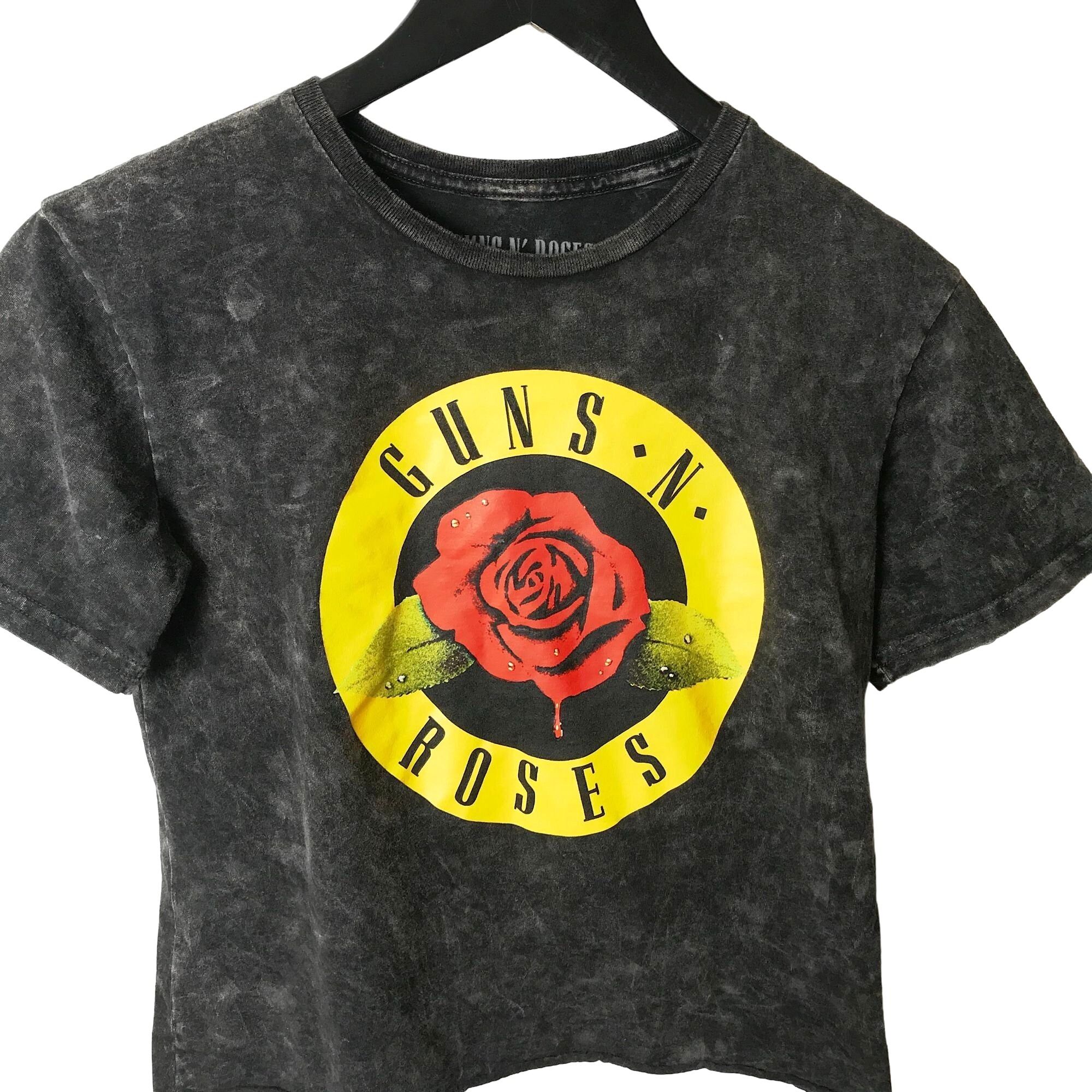 Urban Outfitters Guns N' Roses T Shirt Womens Black Medium Flower Raw Hem M Size M / US 6-8 / IT 42-44 - 2 Preview