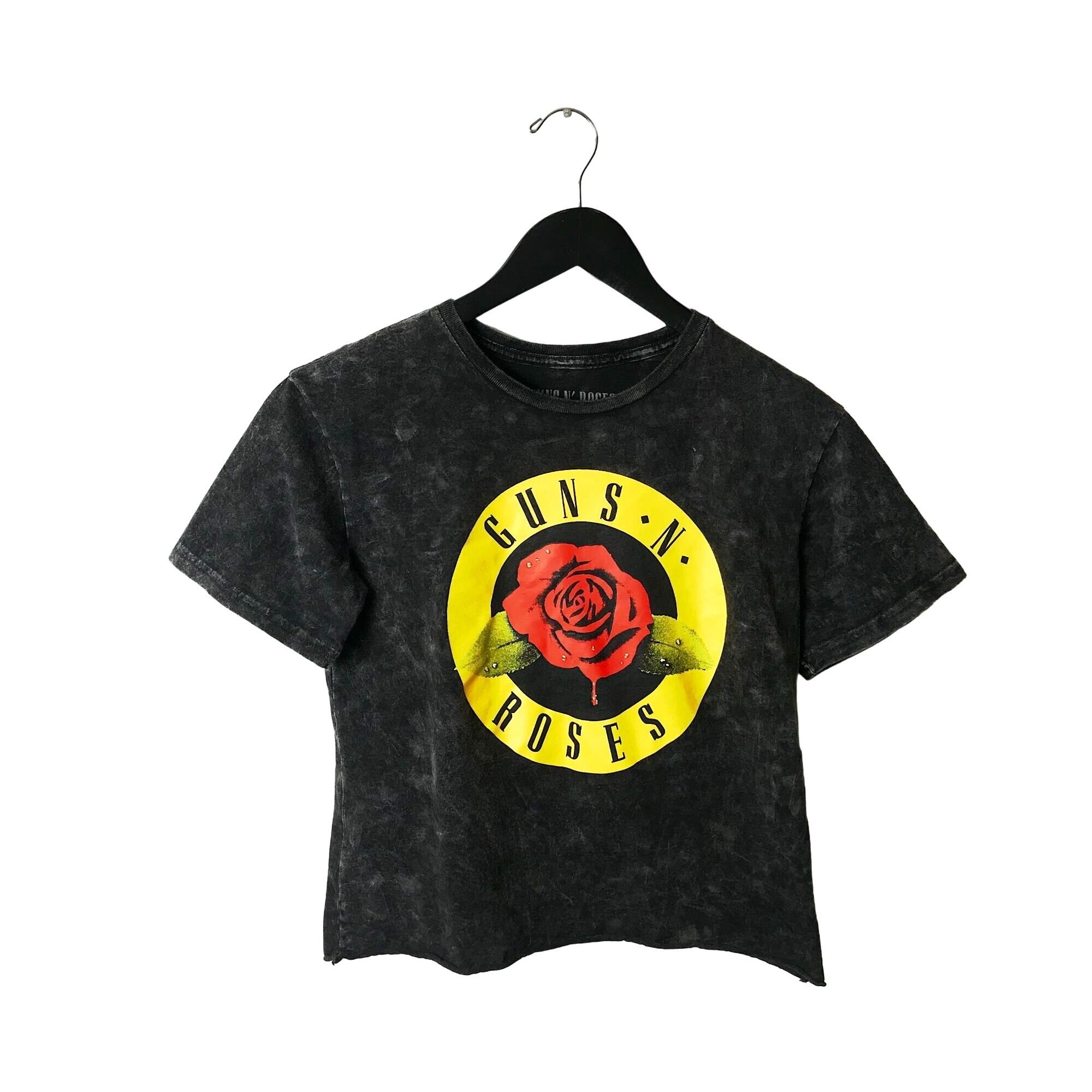 Urban Outfitters Guns N' Roses T Shirt Womens Black Medium Flower Raw Hem M Size M / US 6-8 / IT 42-44 - 1 Preview