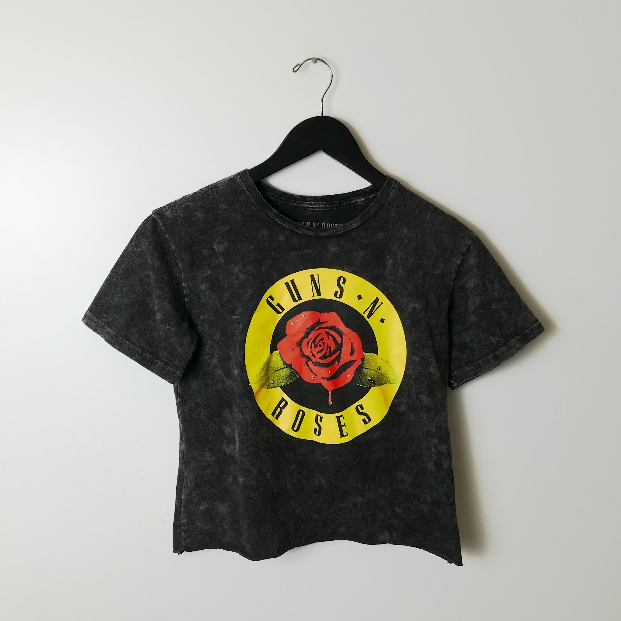 Urban Outfitters Guns N' Roses T Shirt Womens Black Medium Flower Raw Hem M Size M / US 6-8 / IT 42-44 - 8 Thumbnail