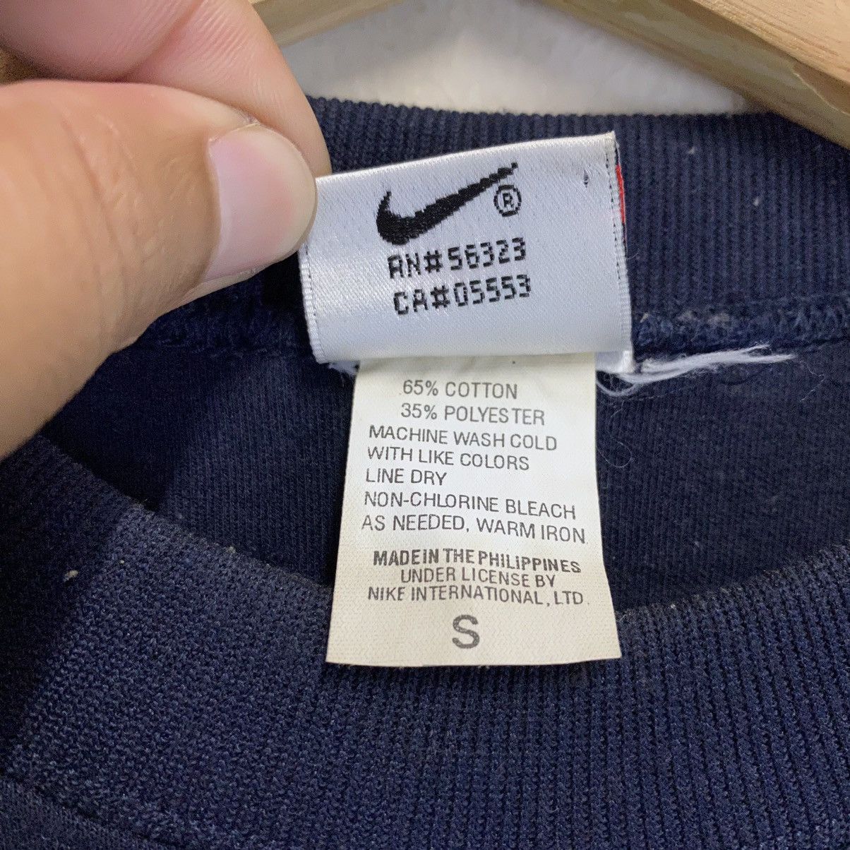 Nike × Vintage Vintage 90s Nike Court Crewneck Sweatshirt Size S Size US S / EU 44-46 / 1 - 9 Thumbnail