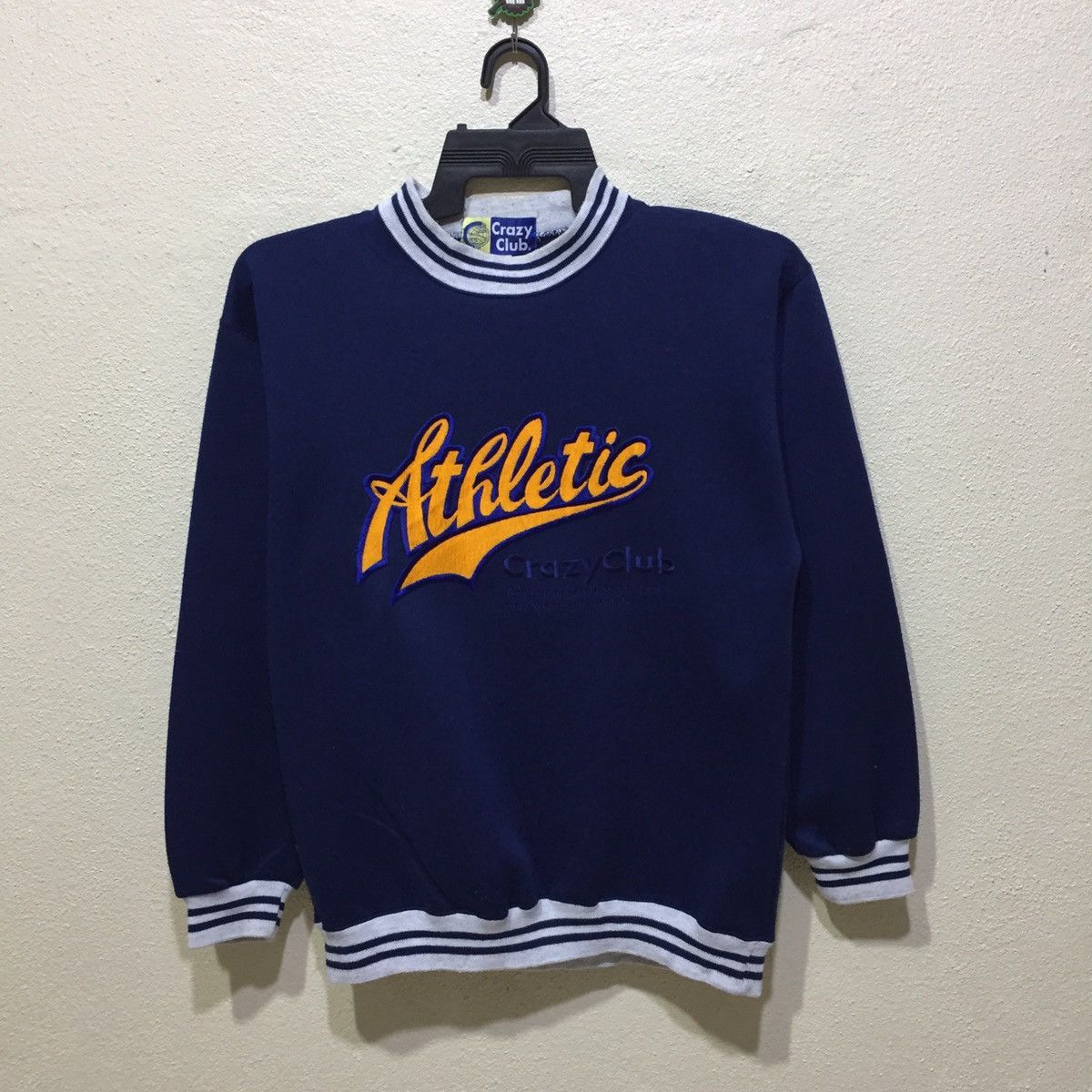 Japanese Brand × Vintage Vintage Crazy Club Sweatshirt Embroidered Big Logo size M Size US M / EU 48-50 / 2 - 1 Thumbnail